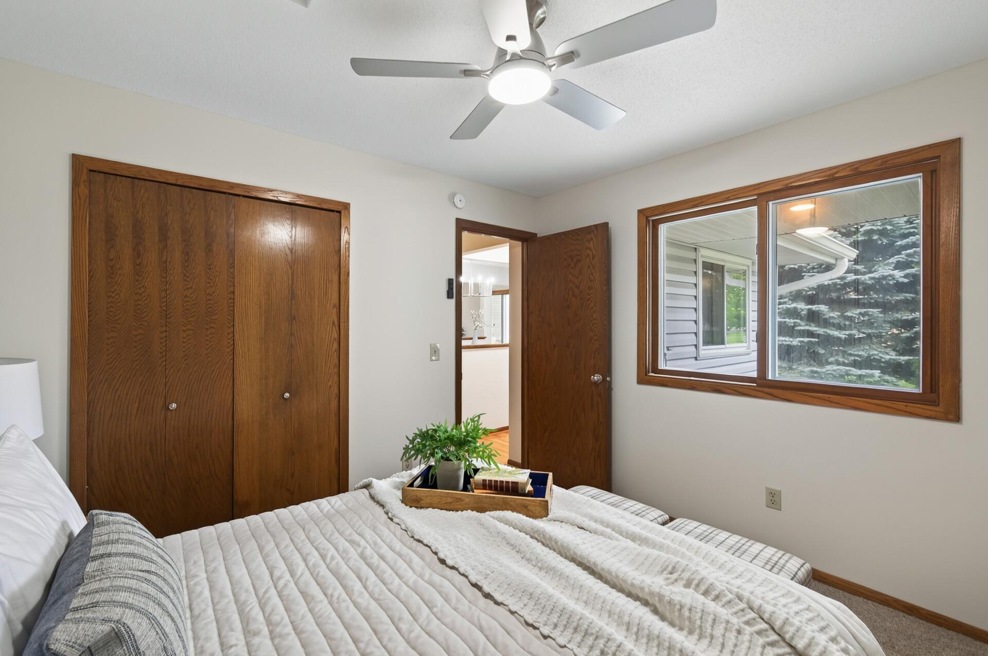 View of Residential at 422 95th Lane, Blaine MN 55434, Blaine (22 of 32) - Mike Wilen | Minnesota Team Real Estate