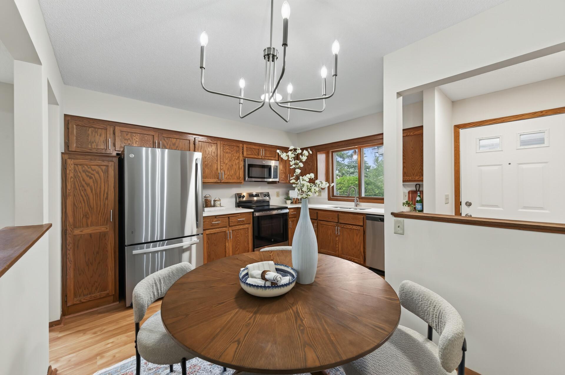 View of Residential at 422 95th Lane, Blaine MN 55434, Blaine (17 of 32) - Mike Wilen | Minnesota Team Real Estate
