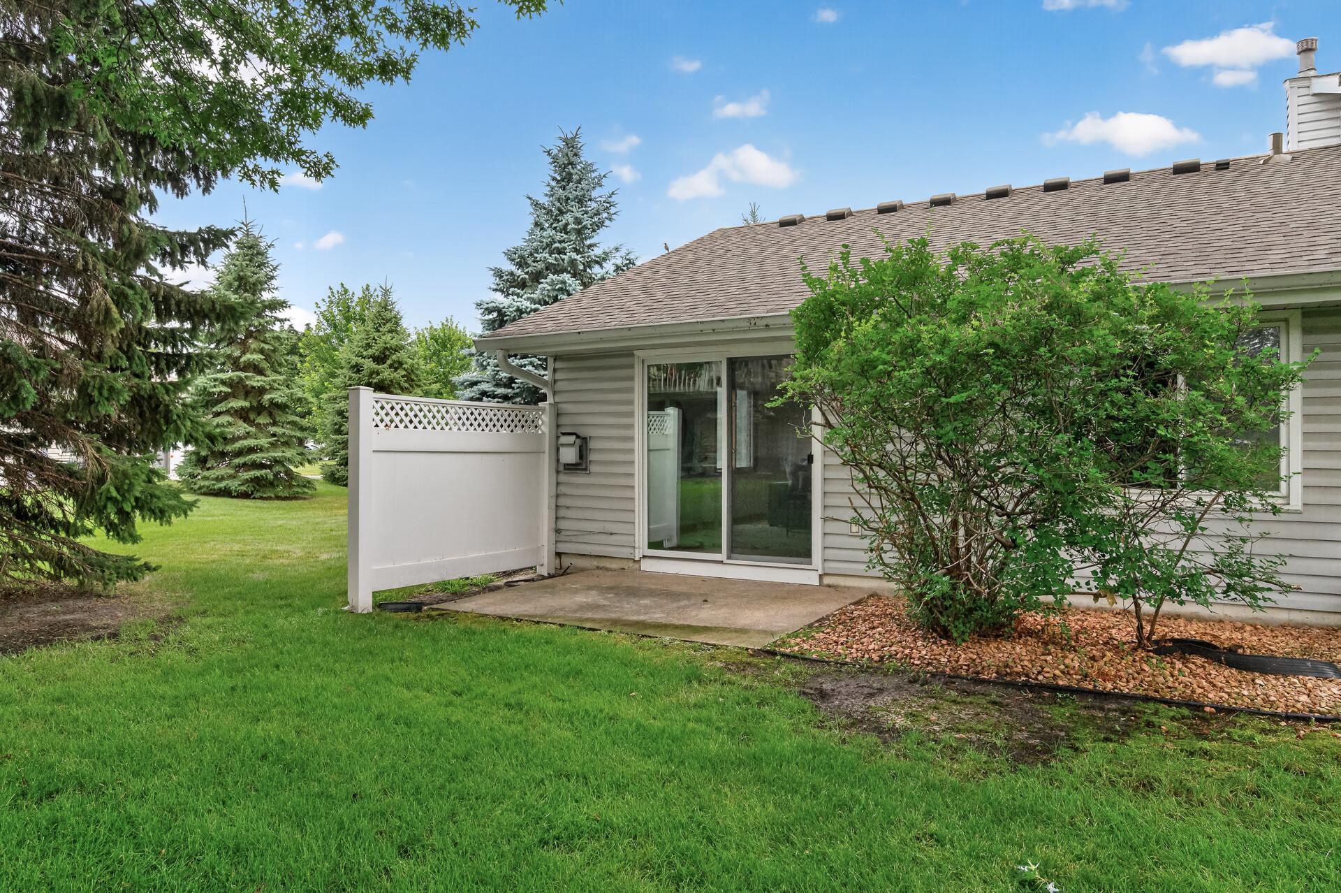 View of Residential at 422 95th Lane, Blaine MN 55434, Blaine (27 of 32) - Mike Wilen | Minnesota Team Real Estate