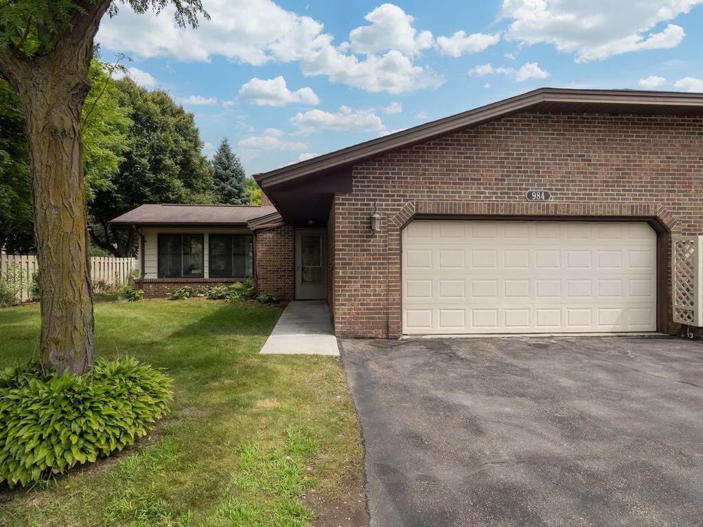 View of Residential at 984 Yuma Lane, Plymouth MN 55447, Plymouth (29 of 30) - Mike Wilen | Minnesota Team Real Estate