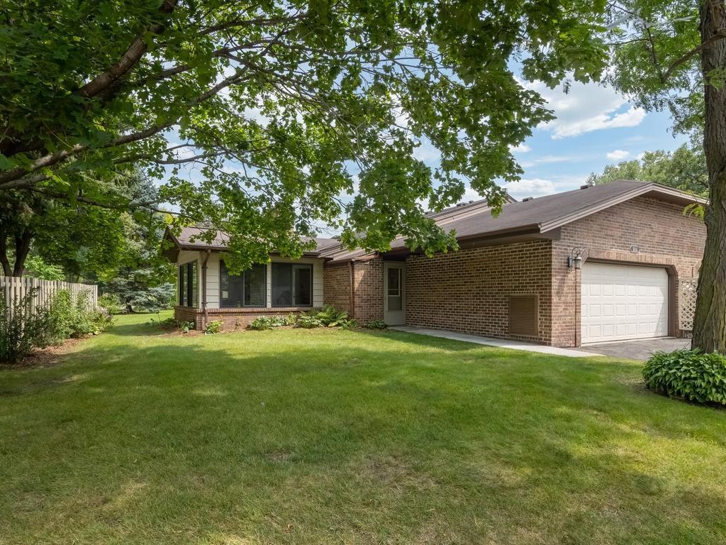 View of Residential at 984 Yuma Lane, Plymouth MN 55447, Plymouth (26 of 30) - Mike Wilen | Minnesota Team Real Estate