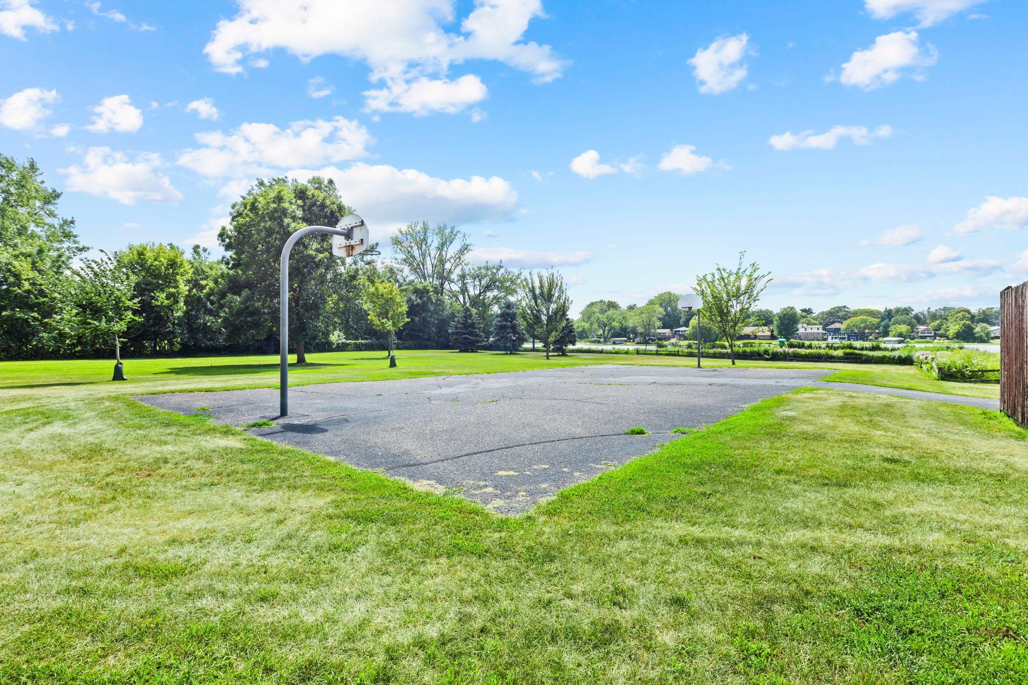 View of Residential at 4201 Lakeside Avenue #214, Brooklyn Center MN 55429, Brooklyn Center (23 of 24) - Mike Wilen | Minnesota Team Real Estate