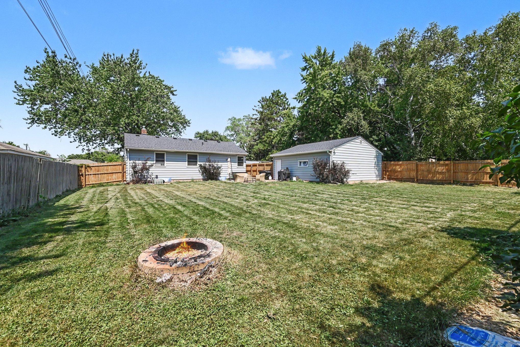 View of Residential at 1460 Sherren Avenue, Maplewood MN 55109, Maplewood (3 of 23) - Mike Wilen | Minnesota Team Real Estate