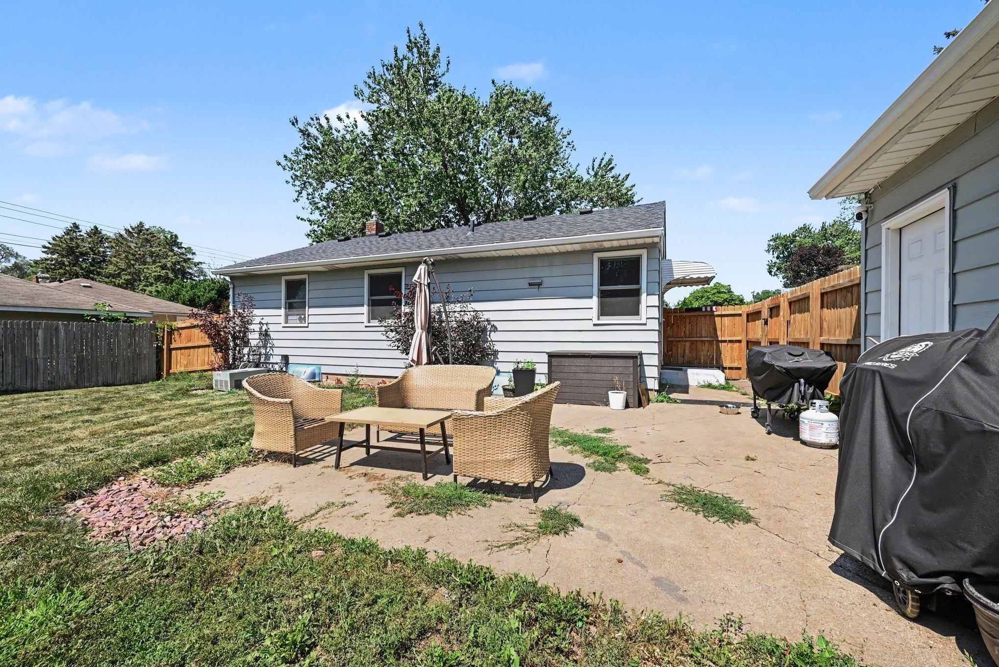View of Residential at 1460 Sherren Avenue, Maplewood MN 55109, Maplewood (20 of 23) - Mike Wilen | Minnesota Team Real Estate