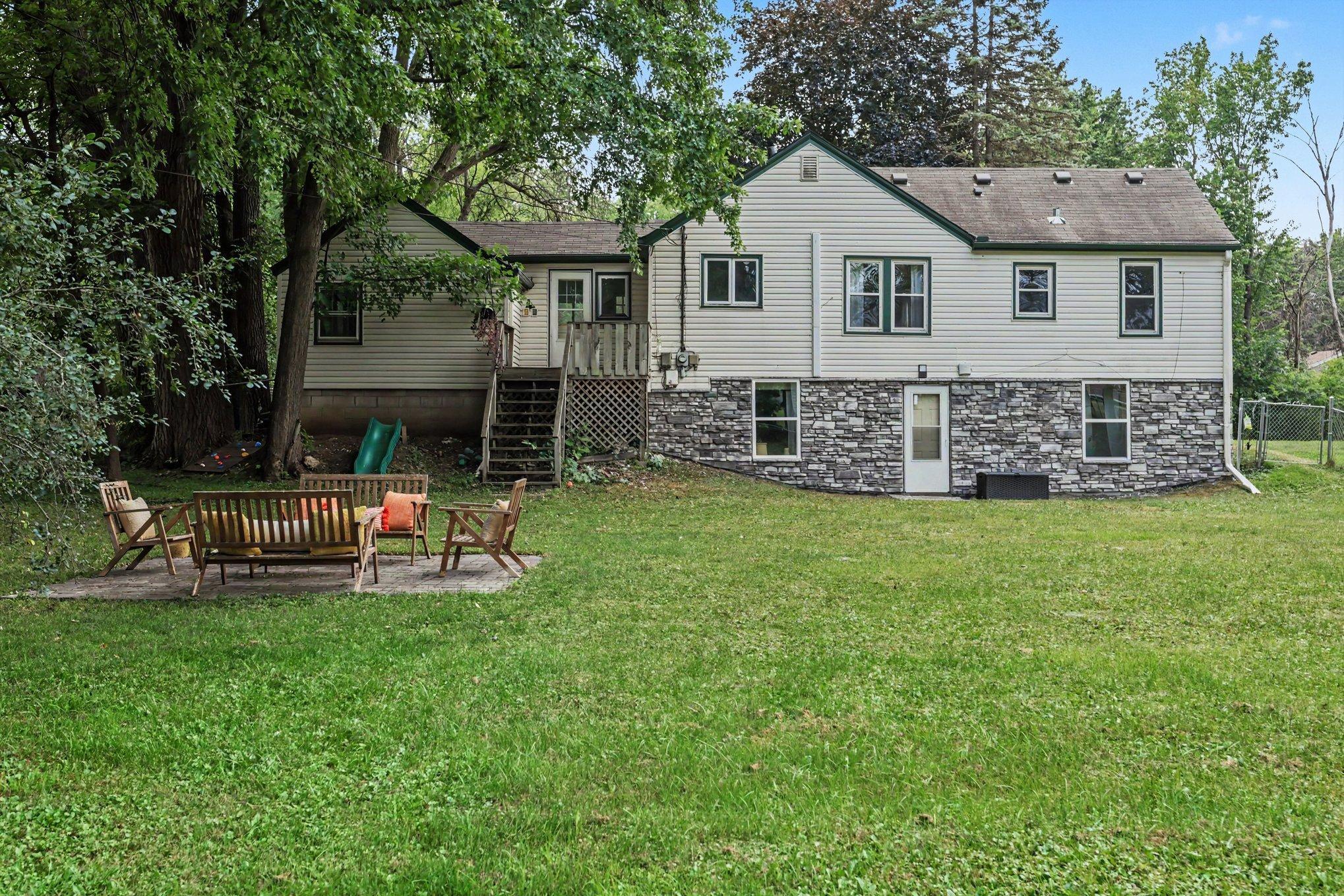 View of Residential at 6356 48th Street, Oakdale MN 55128, Oakdale (22 of 25) - Mike Wilen | Minnesota Team Real Estate