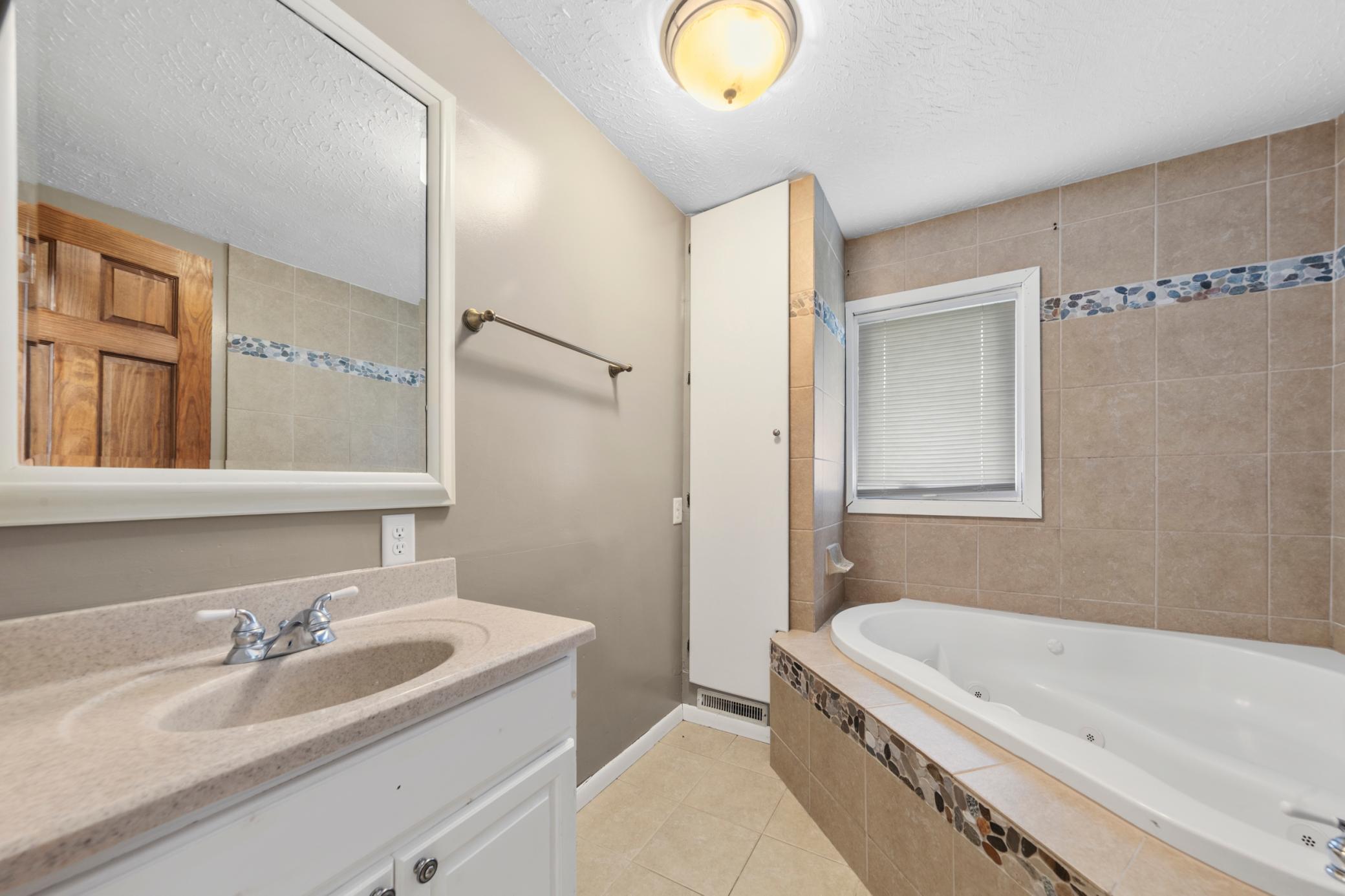 View of Residential at 616 1st Street, Montgomery MN 56069, Montgomery (26 of 58) - Mike Wilen | Minnesota Team Real Estate