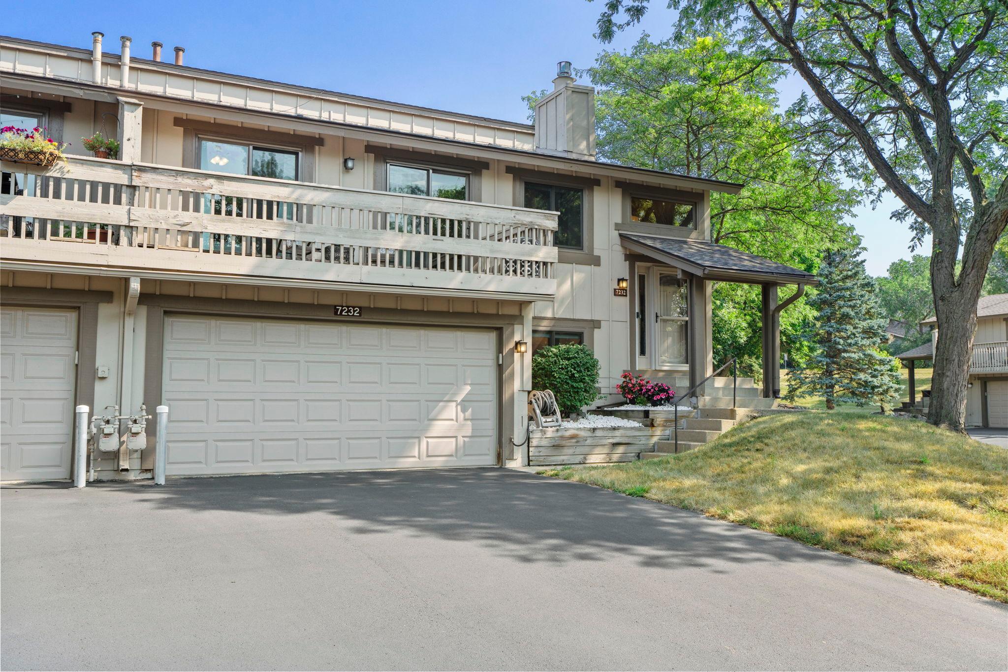 View of Residential at 7232 Woodstock Curve, Bloomington MN 55438, Bloomington - Mike Wilen | Minnesota Team Real Estate