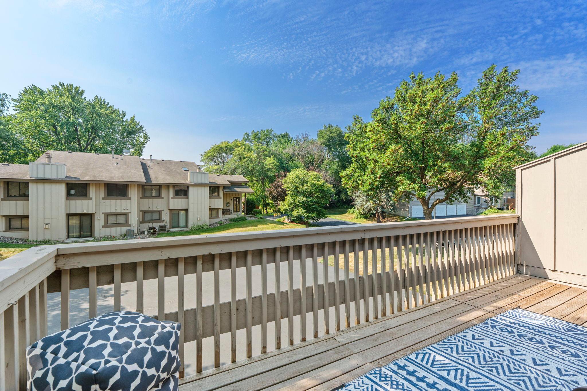 View of Residential at 7232 Woodstock Curve, Bloomington MN 55438, Bloomington (19 of 36) - Mike Wilen | Minnesota Team Real Estate