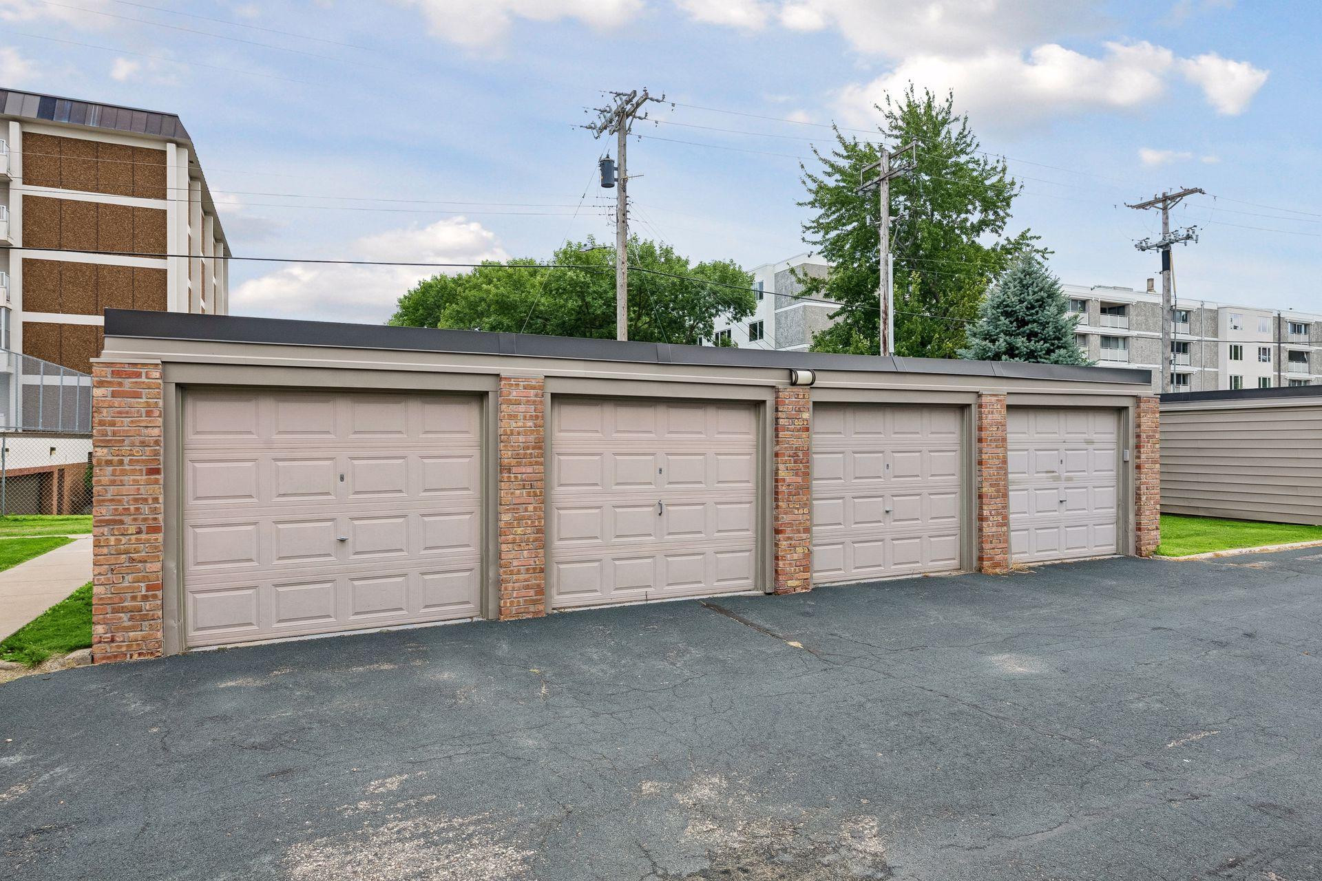 View of Residential at 6427 Barrie Road, Edina MN 55435, Edina (27 of 28) - Mike Wilen | Minnesota Team Real Estate
