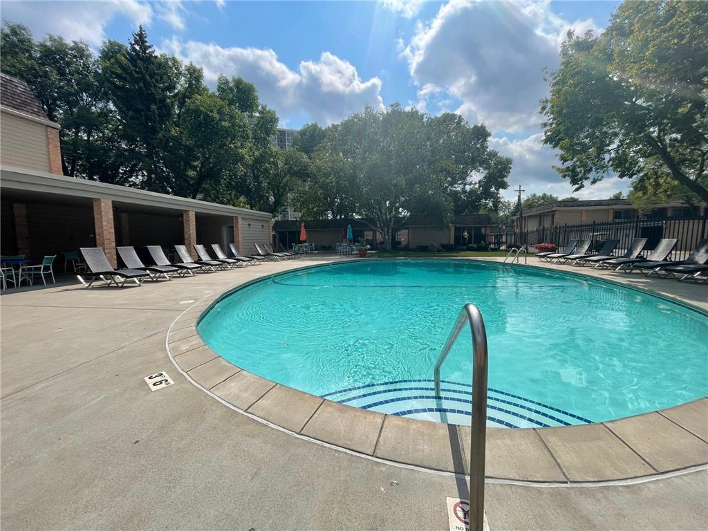 View of Residential at 6427 Barrie Road, Edina MN 55435, Edina (28 of 28) - Mike Wilen | Minnesota Team Real Estate