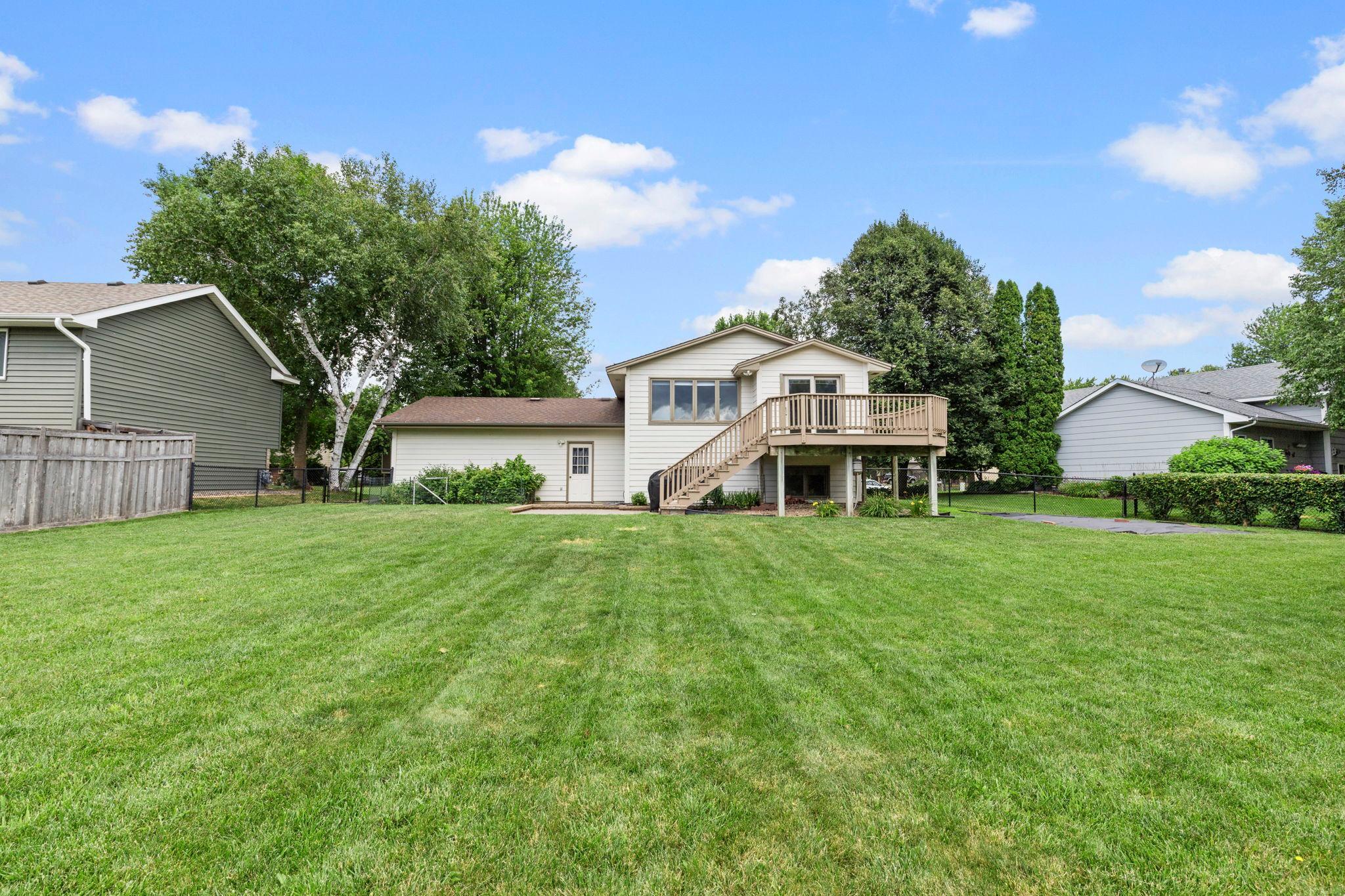 View of Residential at 14366 Europa Avenue, Apple Valley MN 55124, Apple Valley (59 of 69) - Mike Wilen | Minnesota Team Real Estate