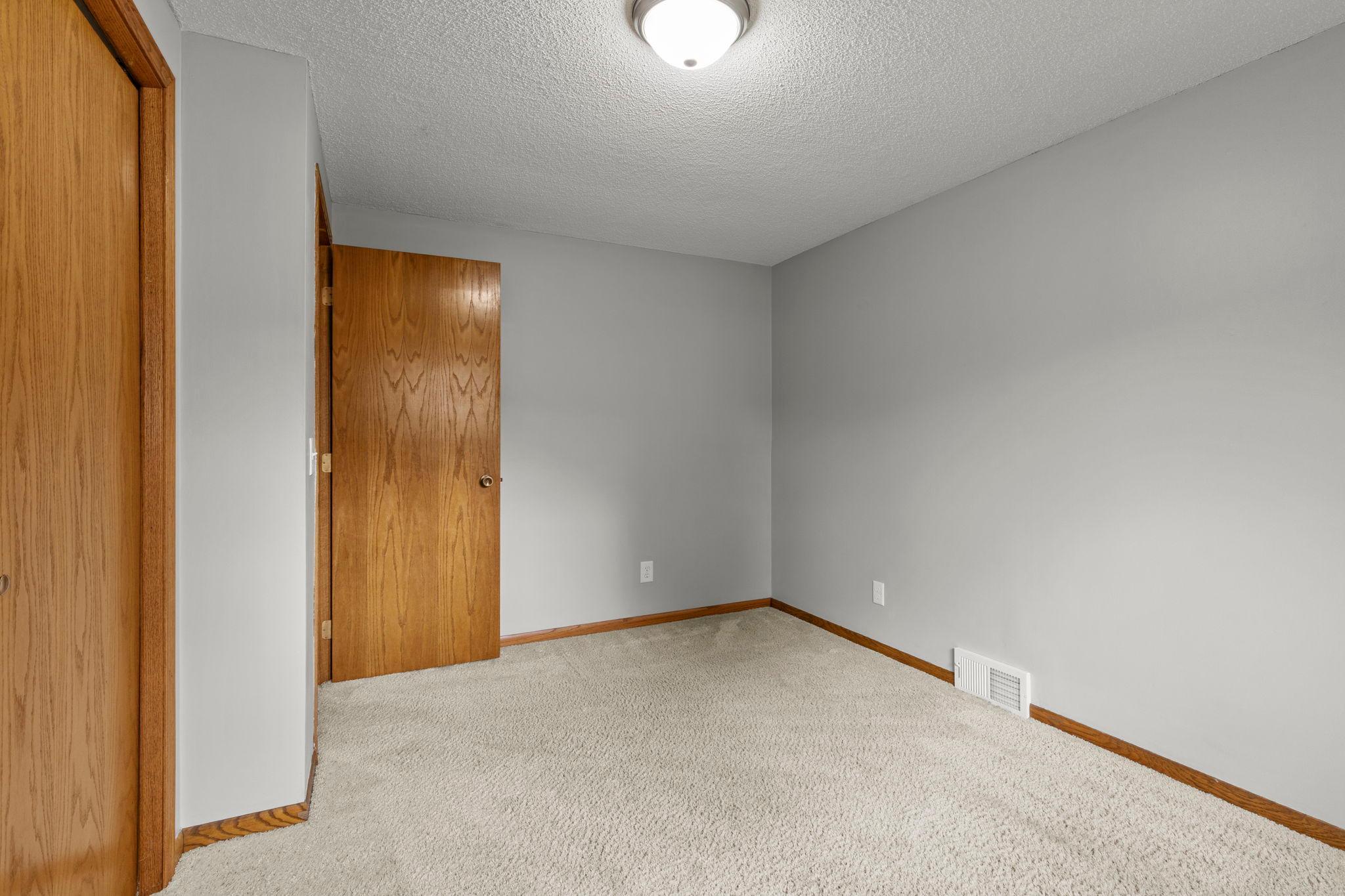 View of Residential at 14366 Europa Avenue, Apple Valley MN 55124, Apple Valley (45 of 69) - Mike Wilen | Minnesota Team Real Estate