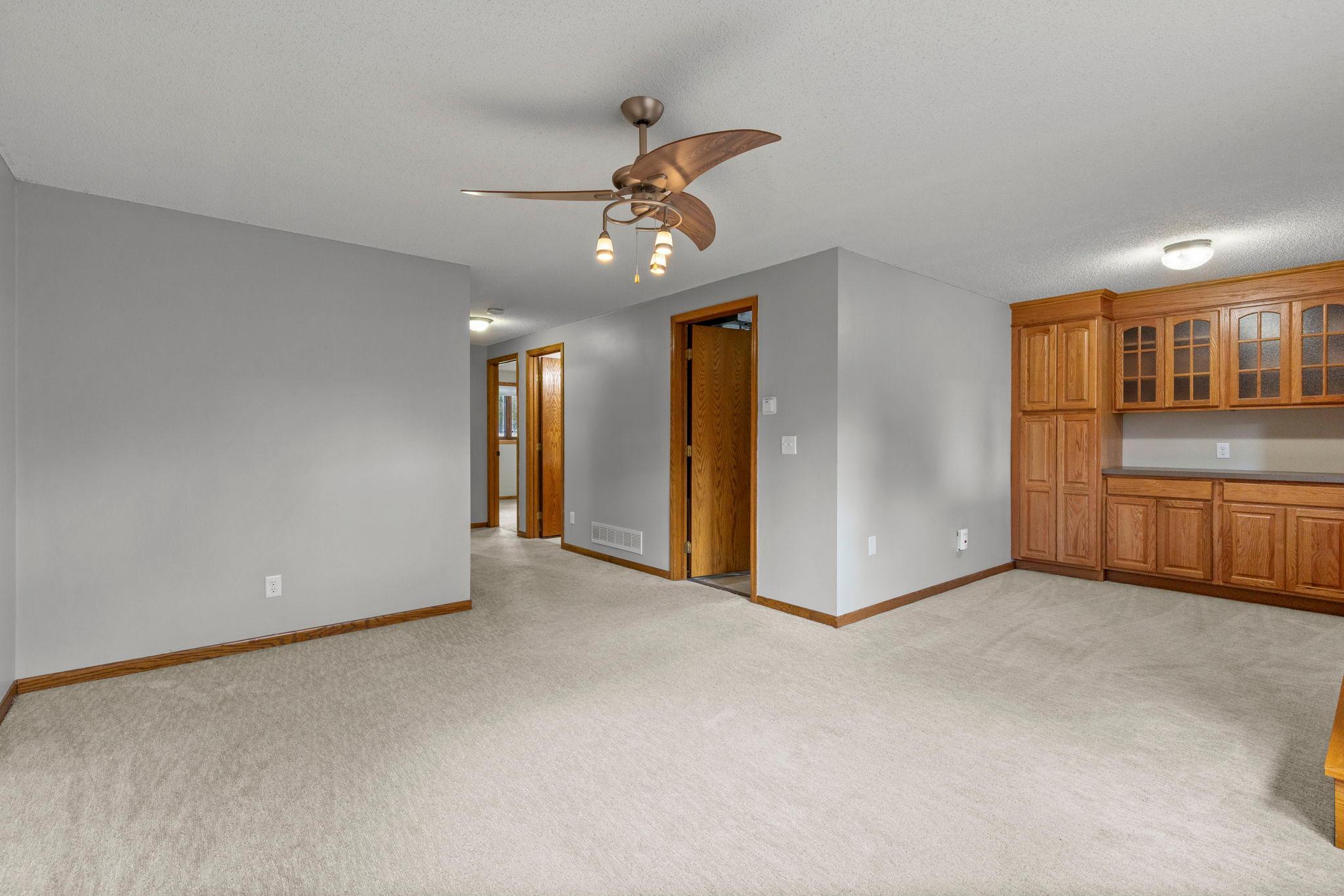 View of Residential at 14366 Europa Avenue, Apple Valley MN 55124, Apple Valley (34 of 69) - Mike Wilen | Minnesota Team Real Estate