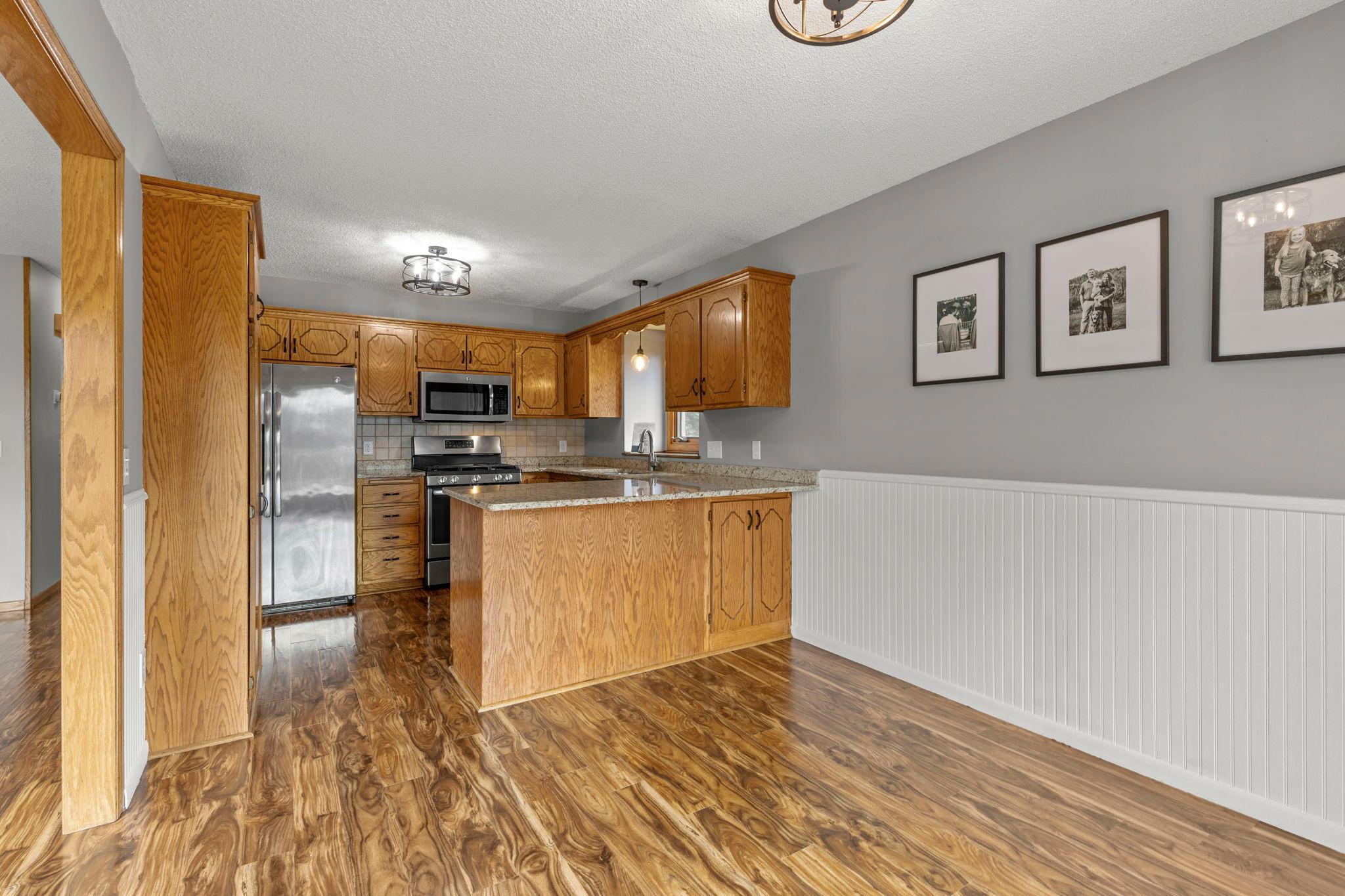 View of Residential at 14366 Europa Avenue, Apple Valley MN 55124, Apple Valley (13 of 69) - Mike Wilen | Minnesota Team Real Estate