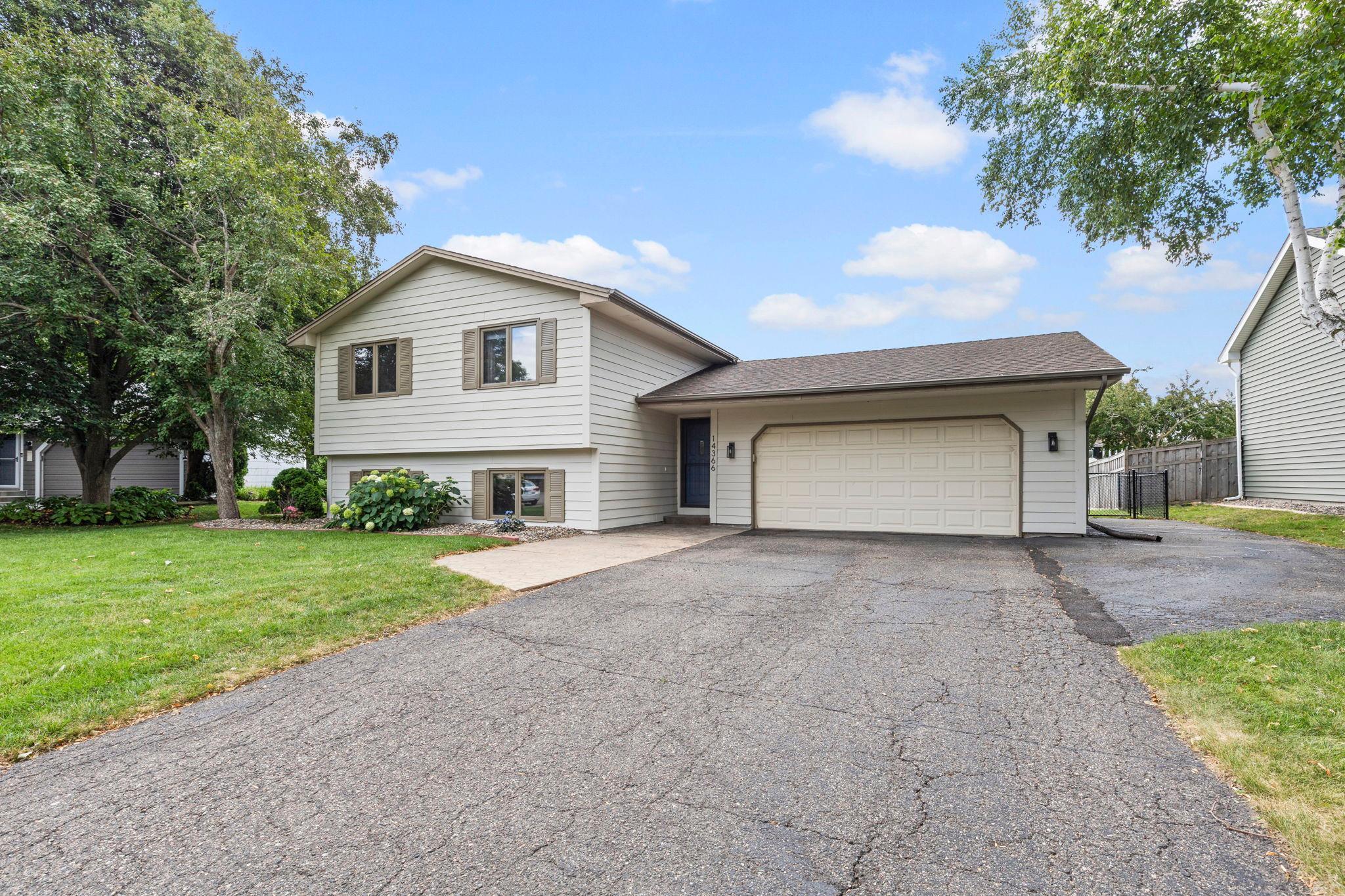 View of Residential at 14366 Europa Avenue, Apple Valley MN 55124, Apple Valley (67 of 69) - Mike Wilen | Minnesota Team Real Estate
