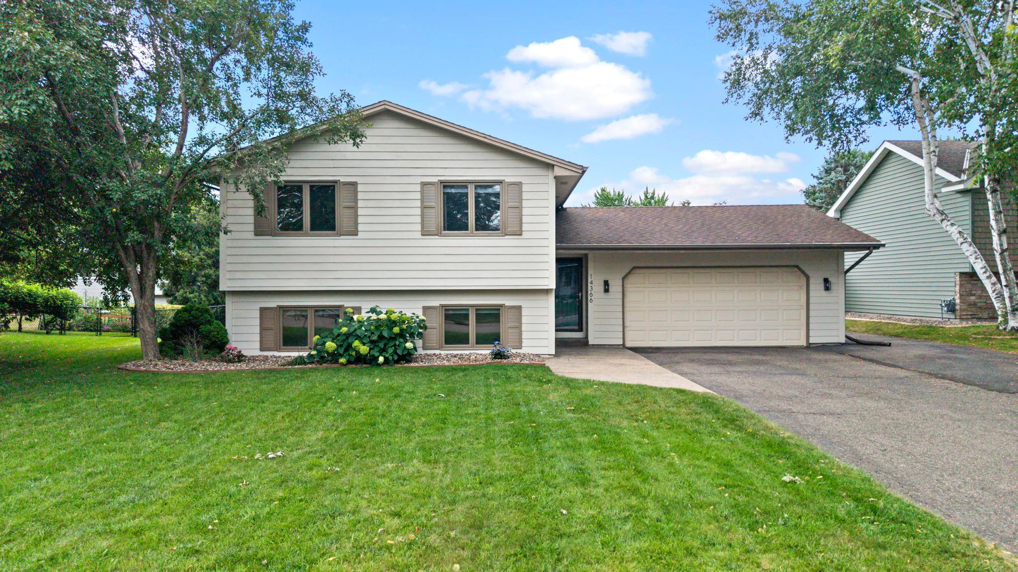 View of Residential at 14366 Europa Avenue, Apple Valley MN 55124, Apple Valley (64 of 69) - Mike Wilen | Minnesota Team Real Estate