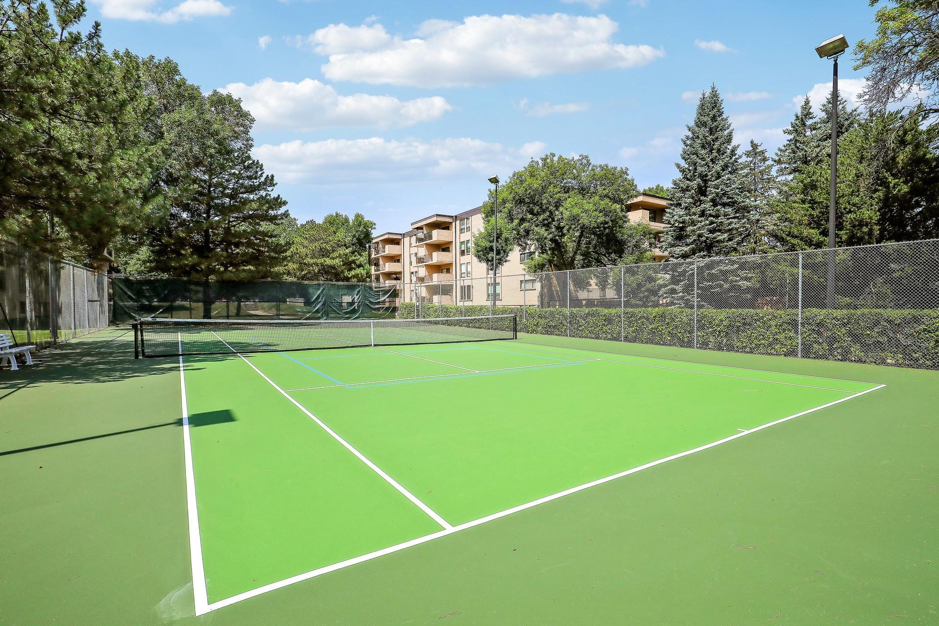 View of Residential at 6710 Vernon Avenue #406, Edina MN 55436, Edina (17 of 30) - Mike Wilen | Minnesota Team Real Estate