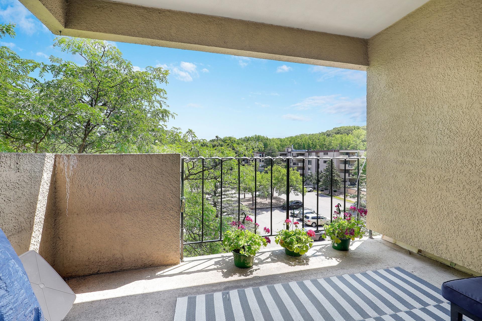 View of Residential at 6710 Vernon Avenue #406, Edina MN 55436, Edina (13 of 30) - Mike Wilen | Minnesota Team Real Estate