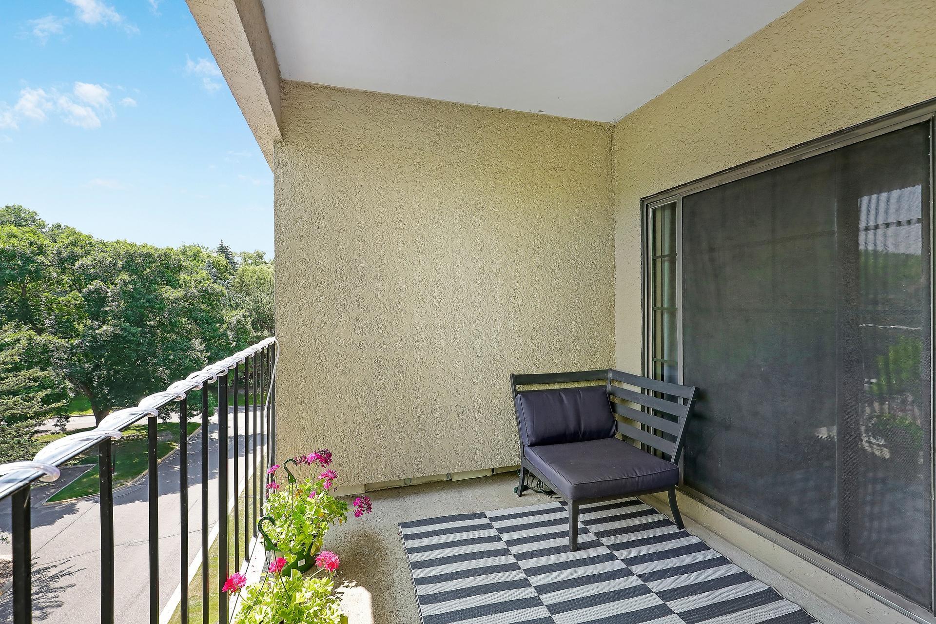 View of Residential at 6710 Vernon Avenue #406, Edina MN 55436, Edina (14 of 30) - Mike Wilen | Minnesota Team Real Estate