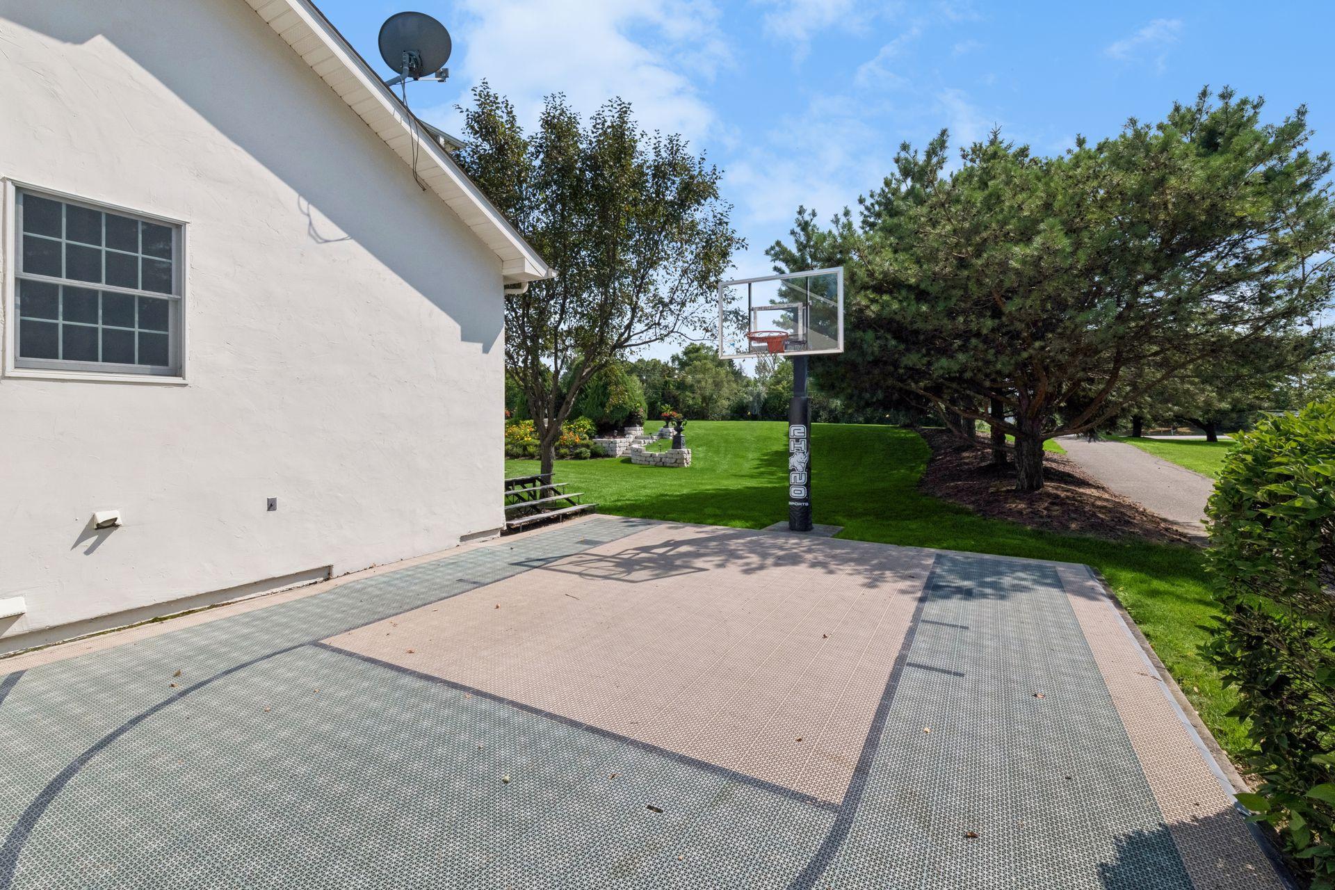 View of Residential at 8585 Kelzer Pond Drive, Victoria MN 55386, Victoria (31 of 40) - Mike Wilen | Minnesota Team Real Estate