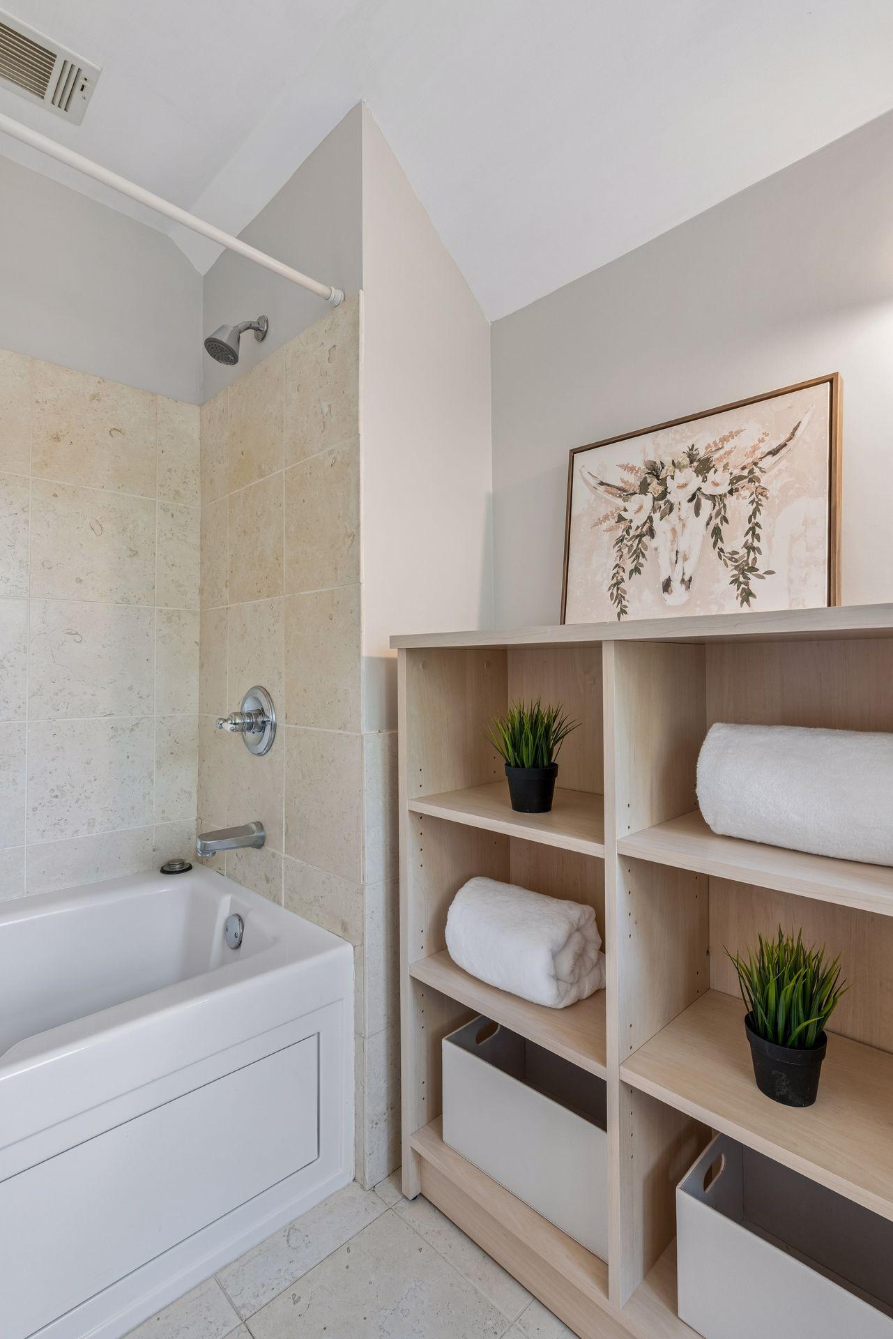 View of Residential at 4120 Queen Avenue, Minneapolis MN 55410, Minneapolis (42 of 55) - Mike Wilen | Minnesota Team Real Estate