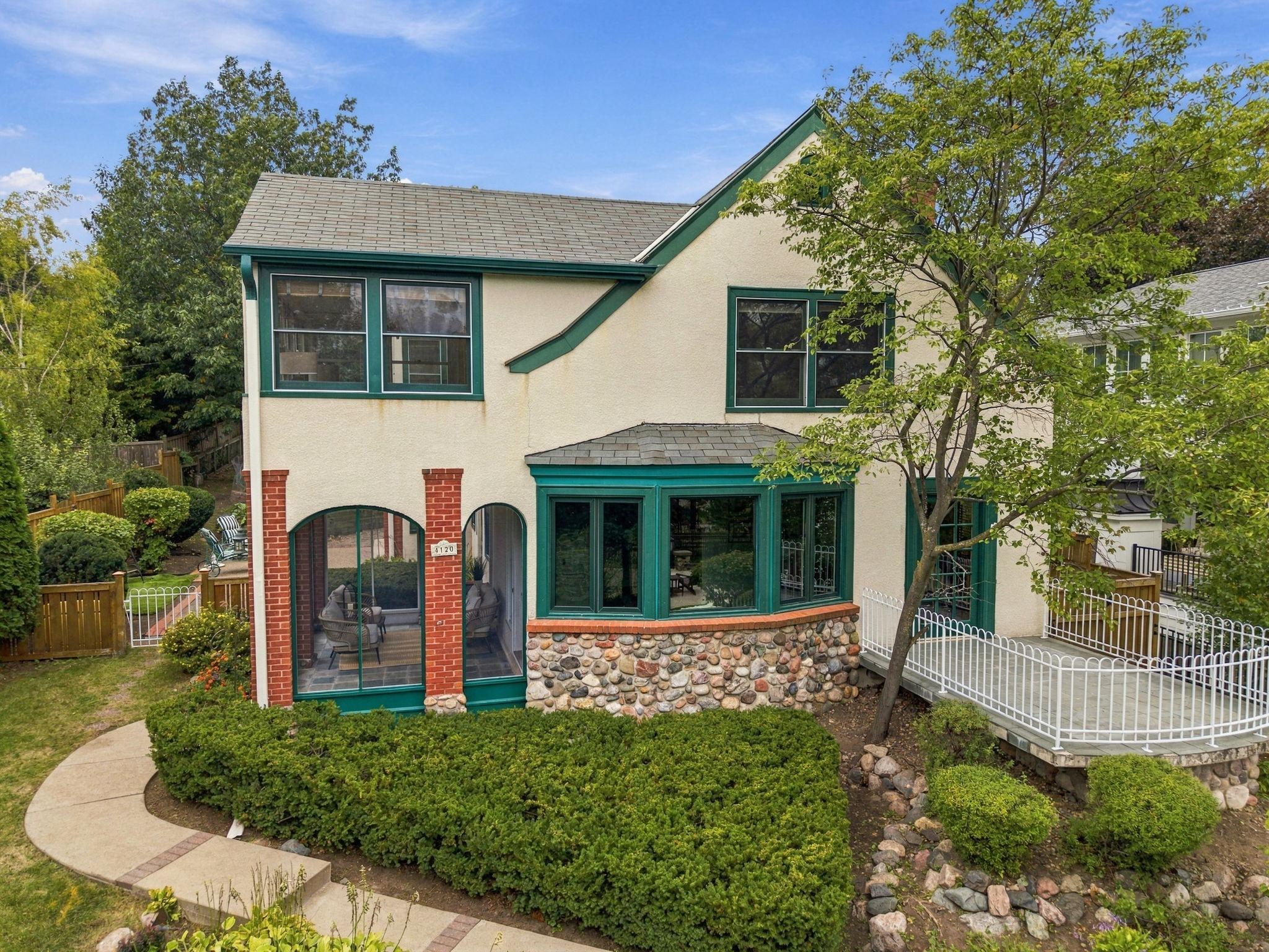 View of Residential at 4120 Queen Avenue, Minneapolis MN 55410, Minneapolis (4 of 94) - Mike Wilen | Minnesota Team Real Estate