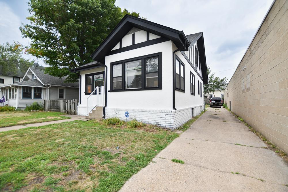 View of Residential at 2422 Jefferson Street, Minneapolis MN 55418, Minneapolis (2 of 31) - Mike Wilen | Minnesota Team Real Estate
