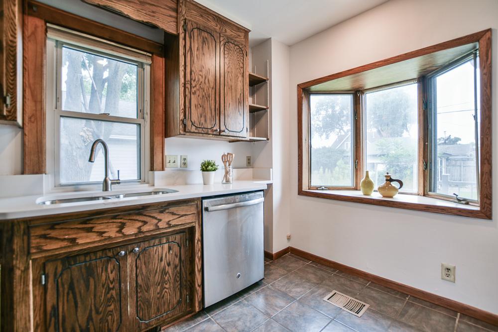 View of Residential at 2422 Jefferson Street, Minneapolis MN 55418, Minneapolis (7 of 31) - Mike Wilen | Minnesota Team Real Estate