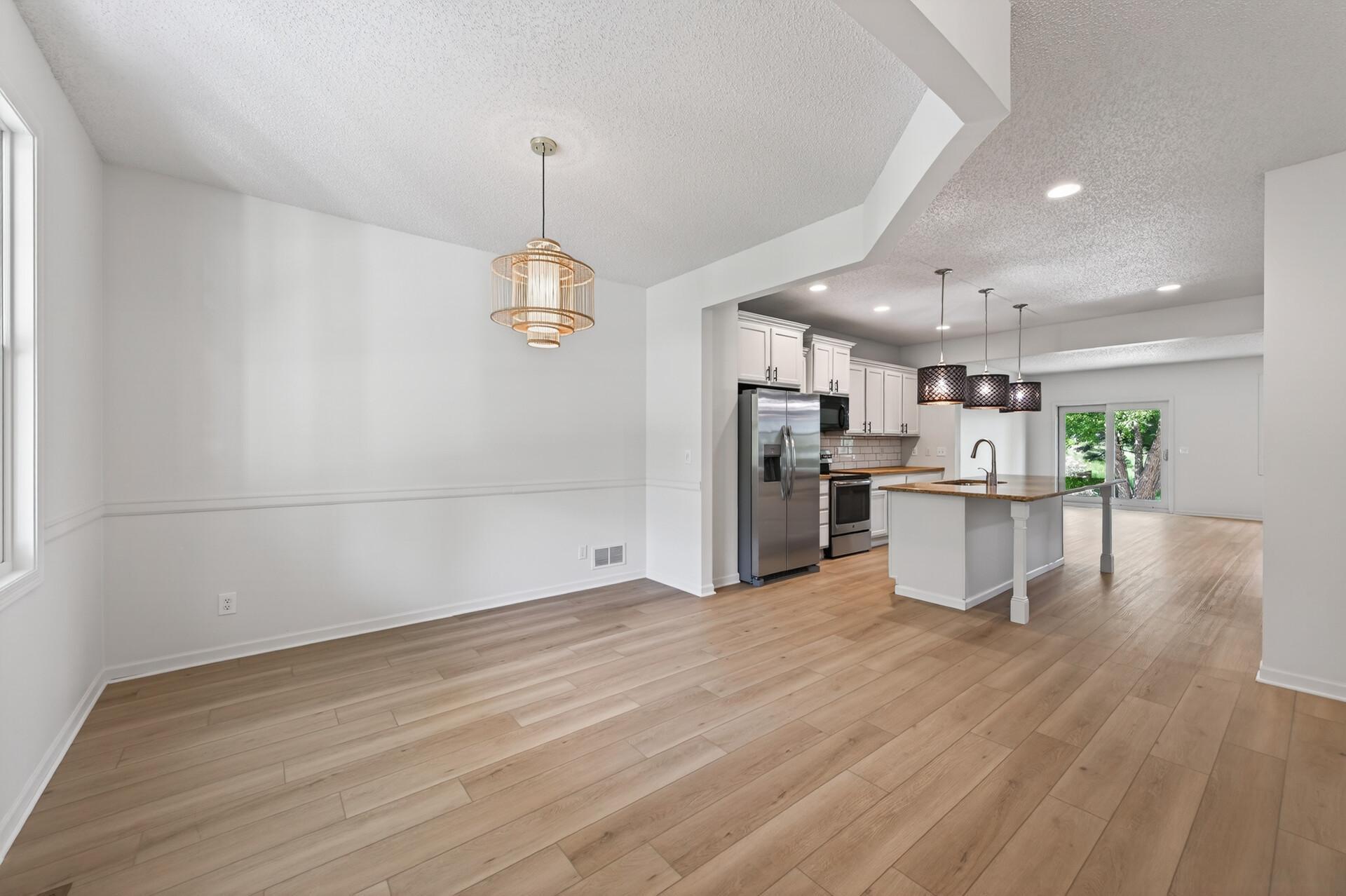 View of Residential at 11374 Balsam Way, Woodbury MN 55129, Woodbury (7 of 36) - Mike Wilen | Minnesota Team Real Estate