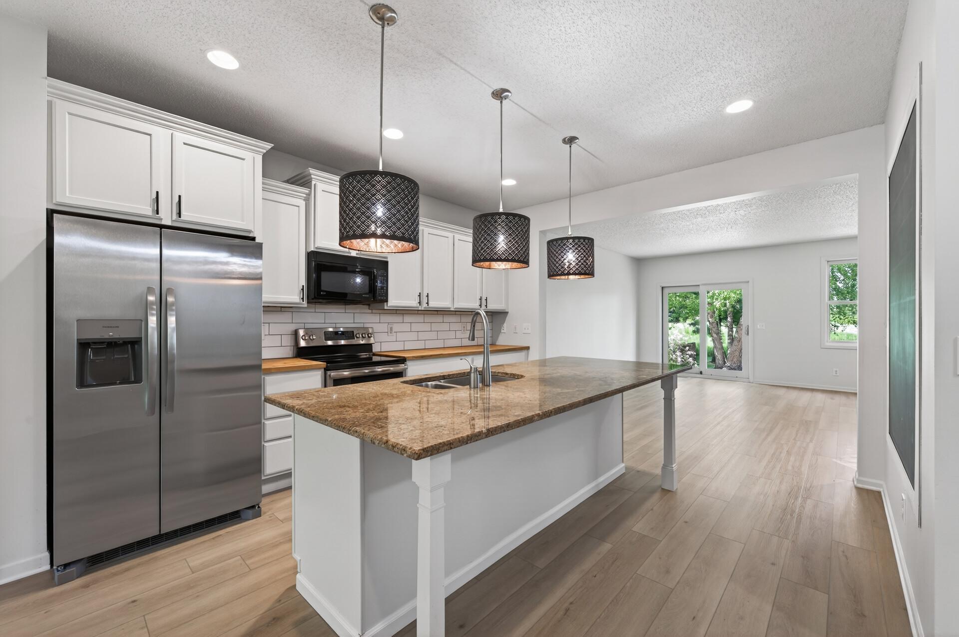 View of Residential at 11374 Balsam Way, Woodbury MN 55129, Woodbury (9 of 36) - Mike Wilen | Minnesota Team Real Estate