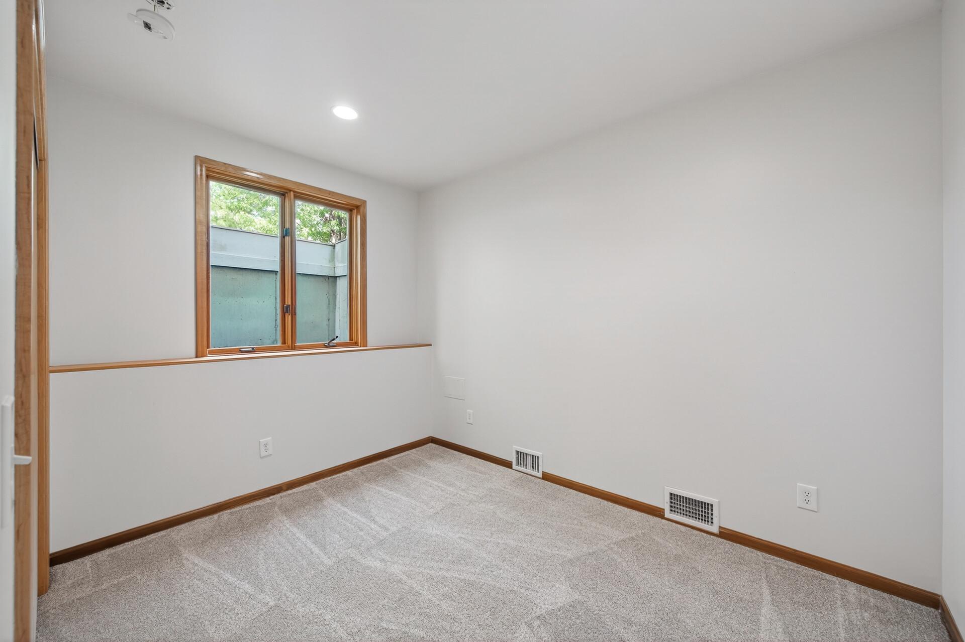 View of Residential at 11374 Balsam Way, Woodbury MN 55129, Woodbury (24 of 36) - Mike Wilen | Minnesota Team Real Estate