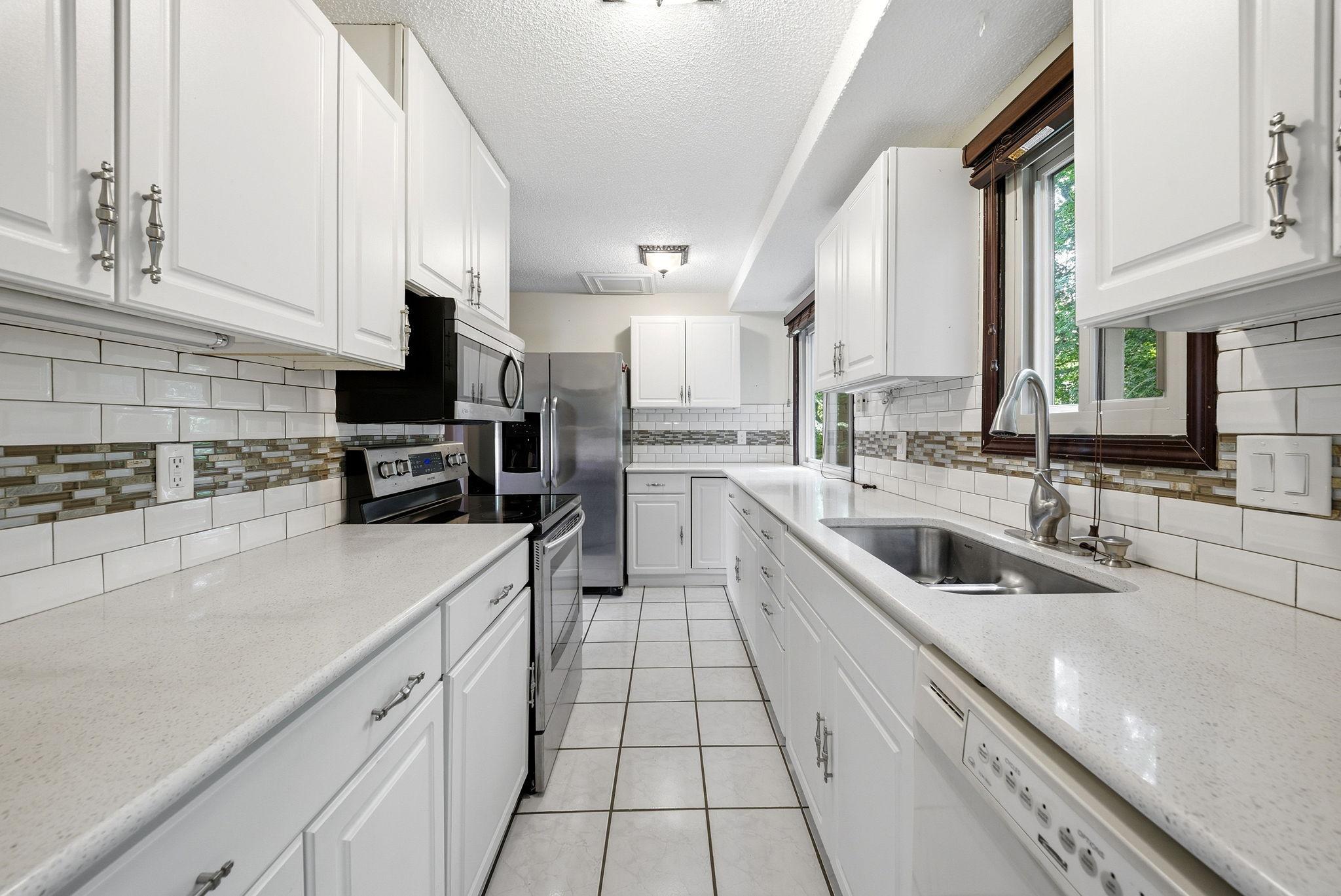 View of Residential at 2103 Marquis Road, Golden Valley MN 55427, Golden Valley (13 of 42) - Mike Wilen | Minnesota Team Real Estate