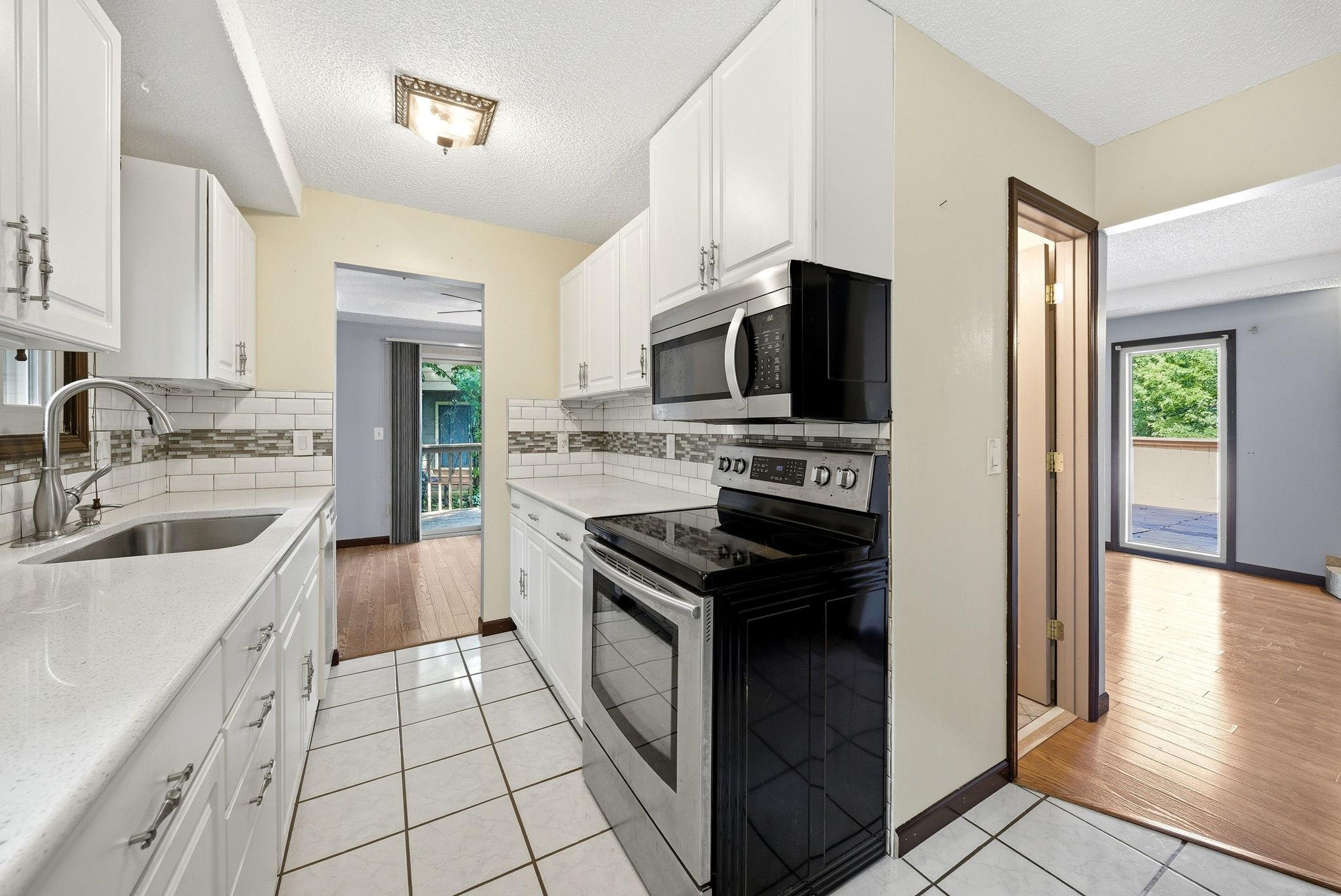 View of Residential at 2103 Marquis Road, Golden Valley MN 55427, Golden Valley (16 of 42) - Mike Wilen | Minnesota Team Real Estate