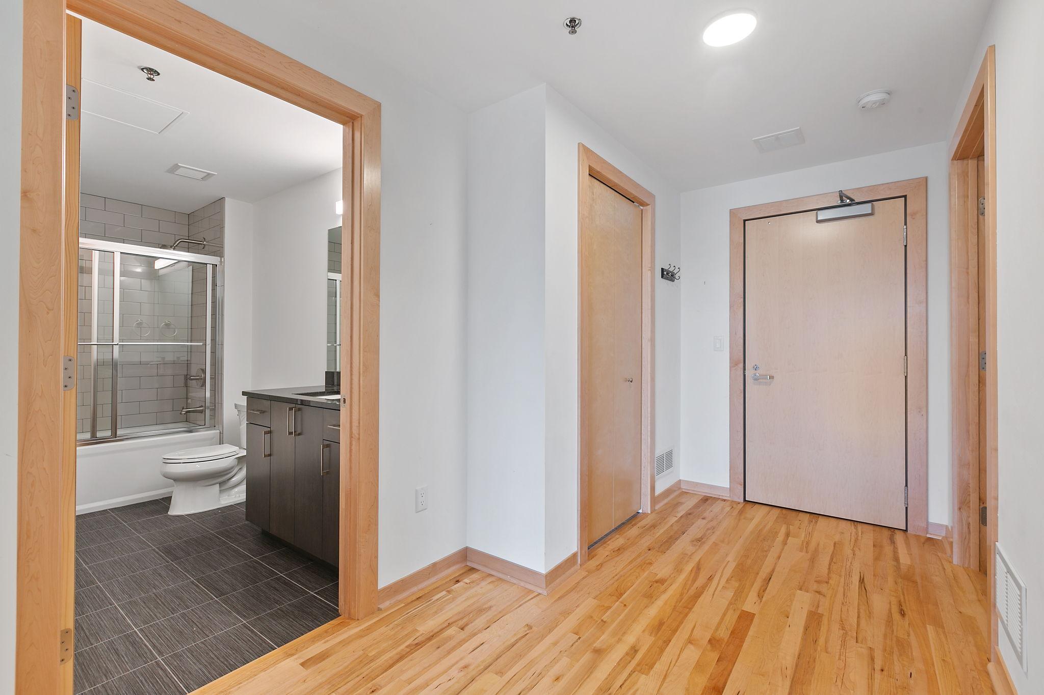 View of Residential at 1240 2nd Street #225, Minneapolis MN 55415, Minneapolis (19 of 53) - Mike Wilen | Minnesota Team Real Estate