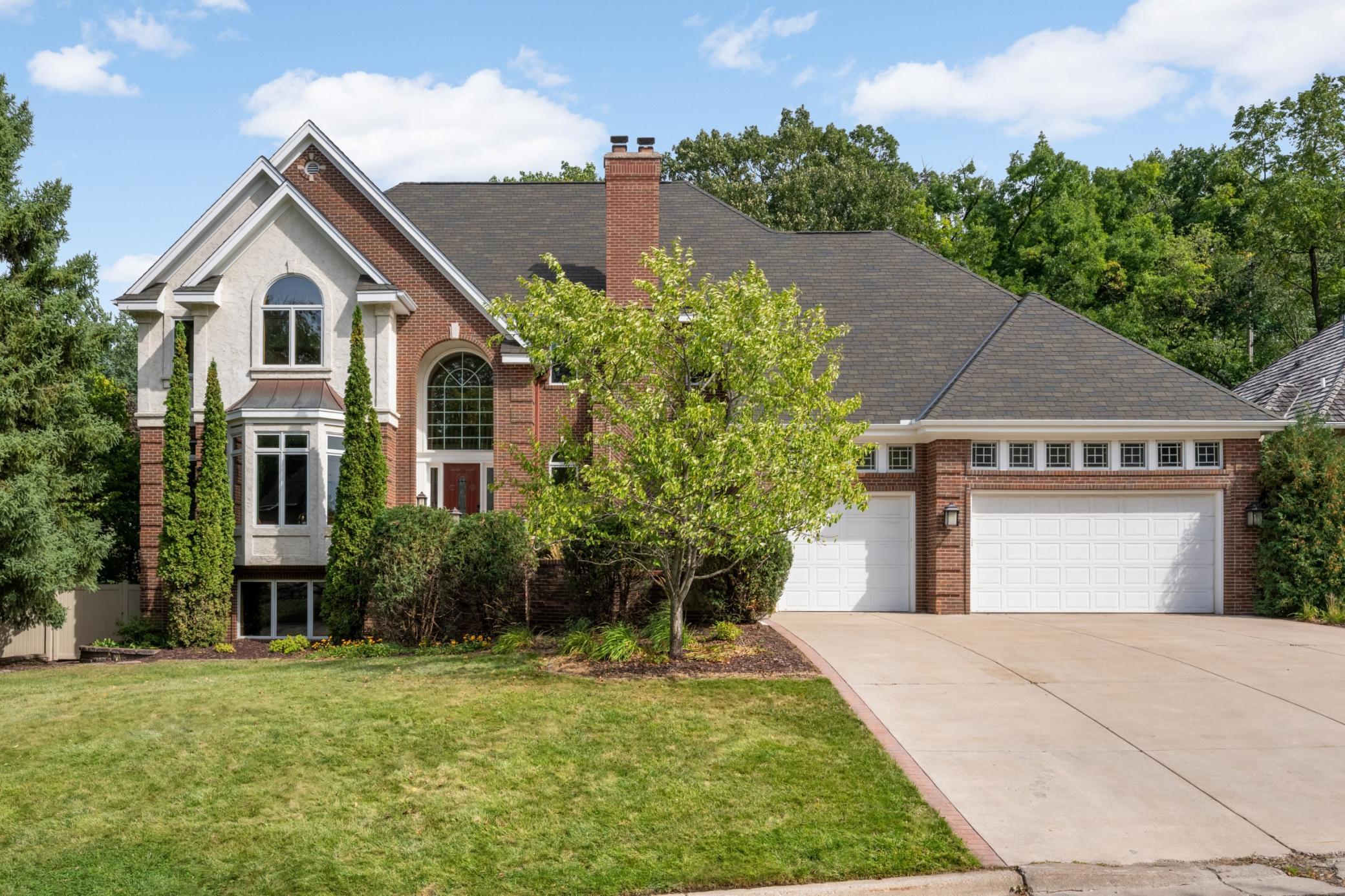 View of Single Family at 14709 White Oak Drive, Burnsville - Mike Wilen | Minnesota Team Real Estate