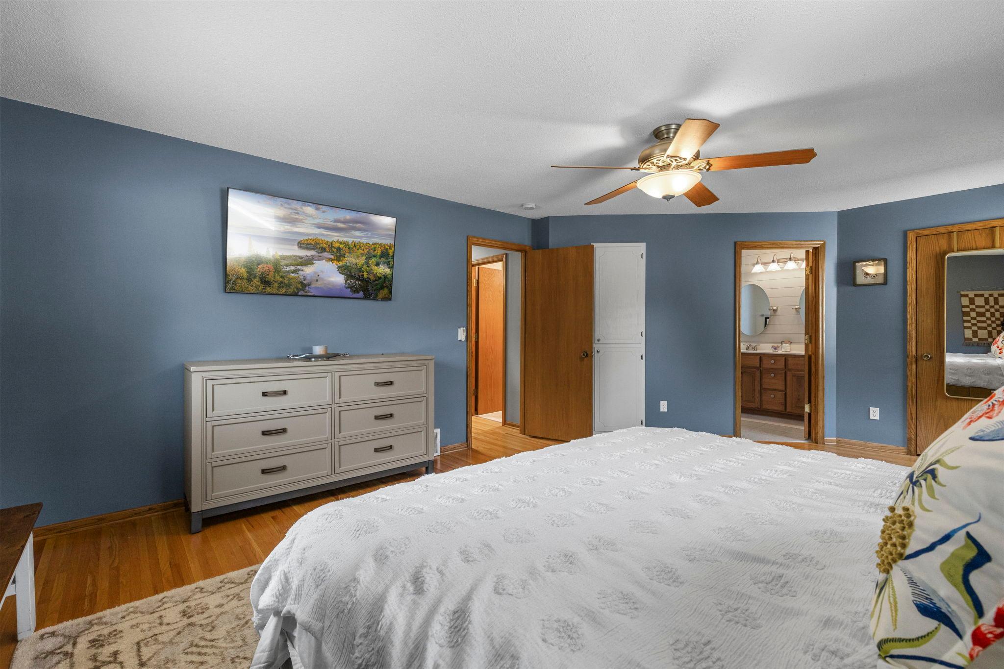 View of Residential at 4517 Orchard Avenue, Robbinsdale MN 55422, Robbinsdale (33 of 61) - Mike Wilen | Minnesota Team Real Estate