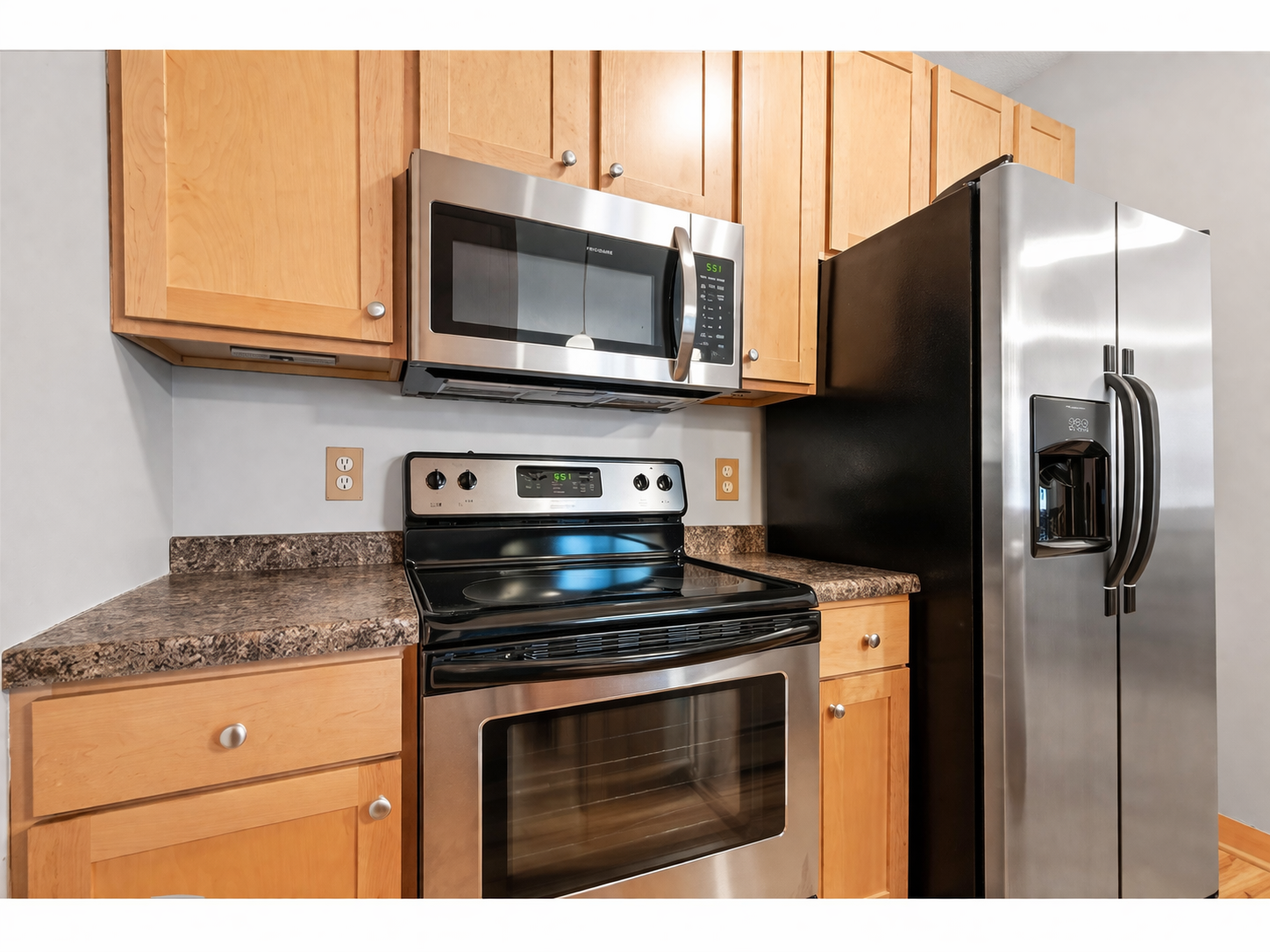 View of Residential at 2900 University Avenue #300, Minneapolis MN 55414, Minneapolis (11 of 27) - Mike Wilen | Minnesota Team Real Estate