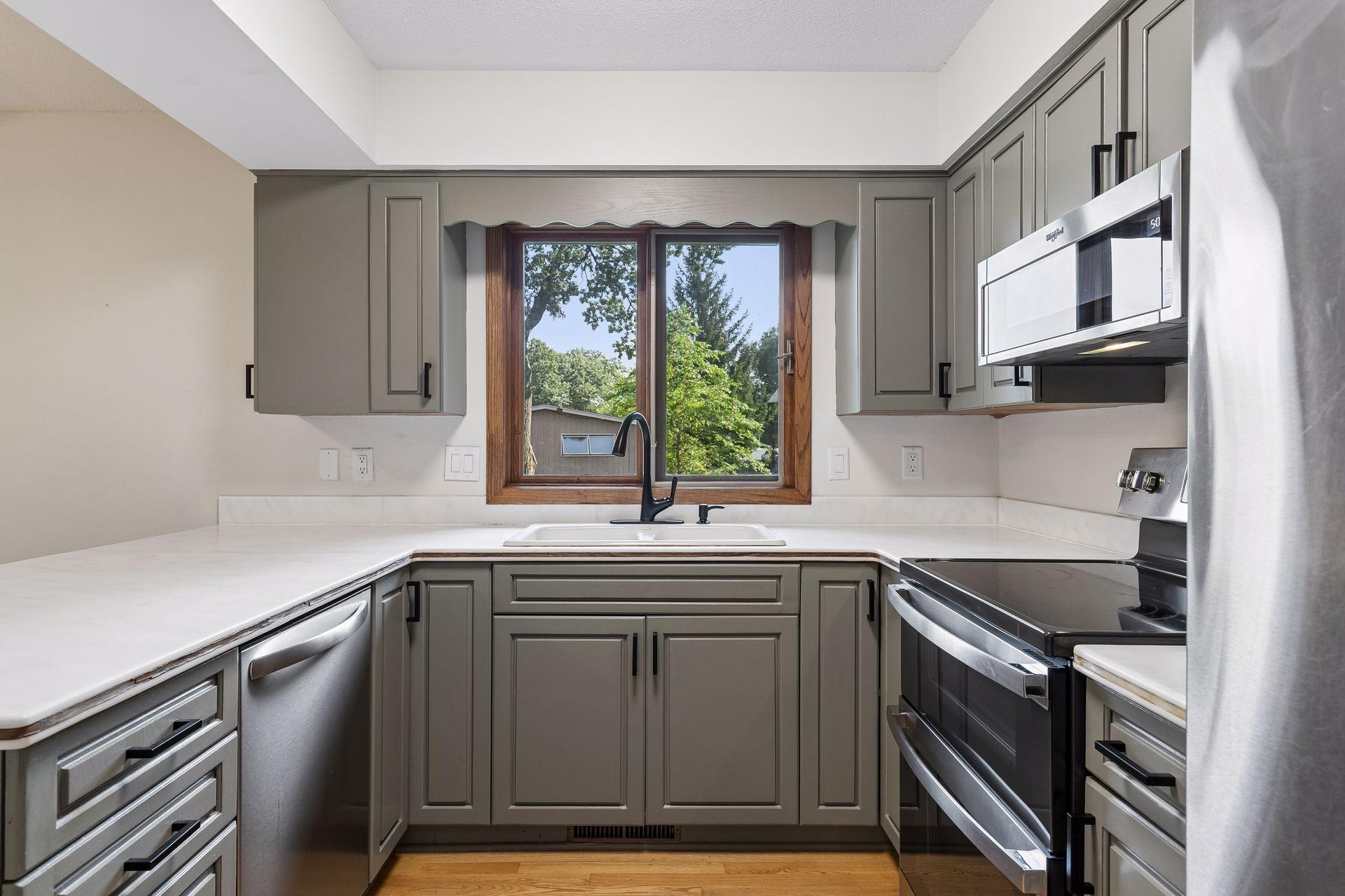 View of Residential at 401 Mission Road, Bloomington MN 55420, Bloomington (17 of 80) - Mike Wilen | Minnesota Team Real Estate