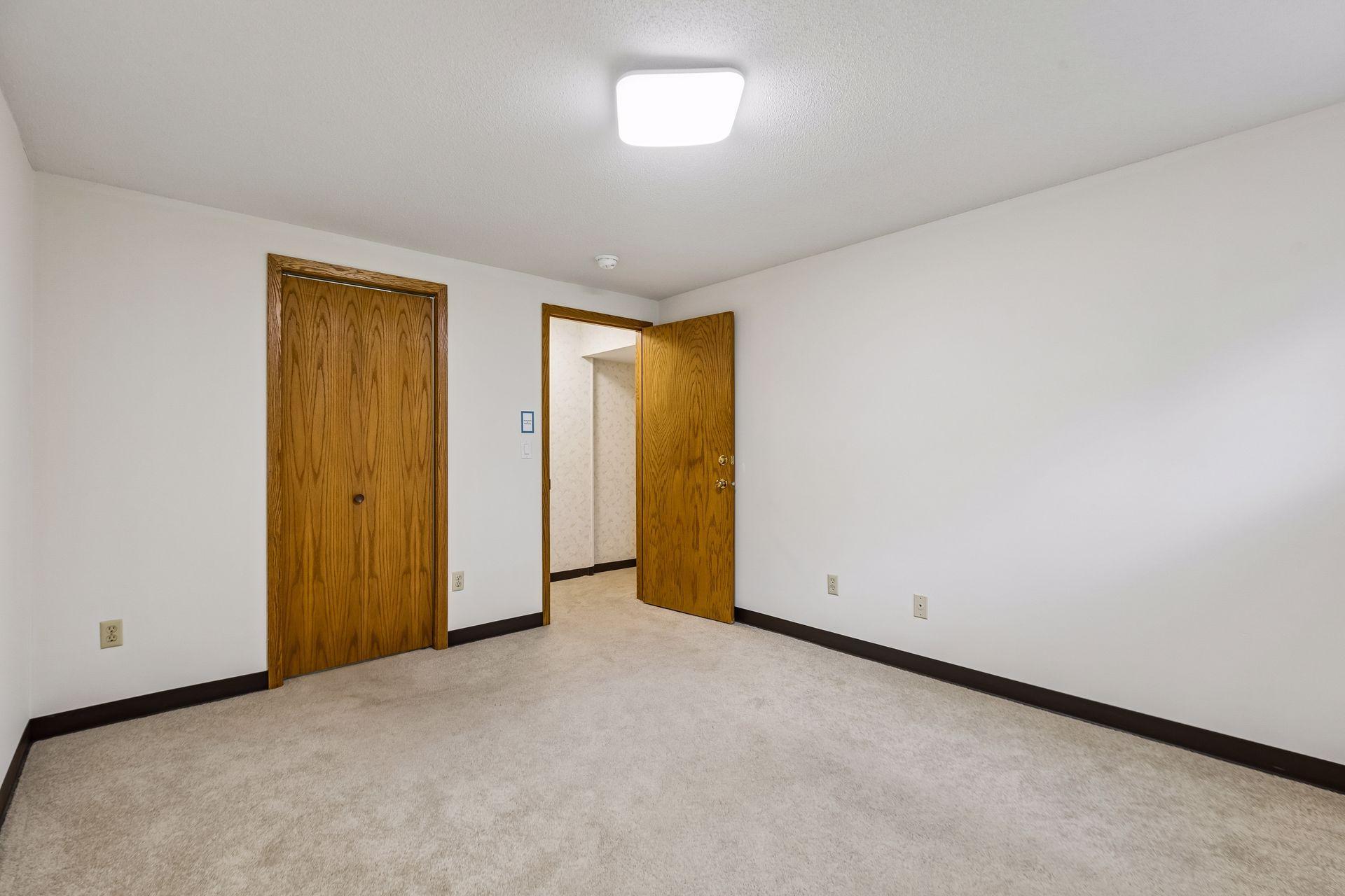 View of Residential at 401 Mission Road, Bloomington MN 55420, Bloomington (46 of 80) - Mike Wilen | Minnesota Team Real Estate