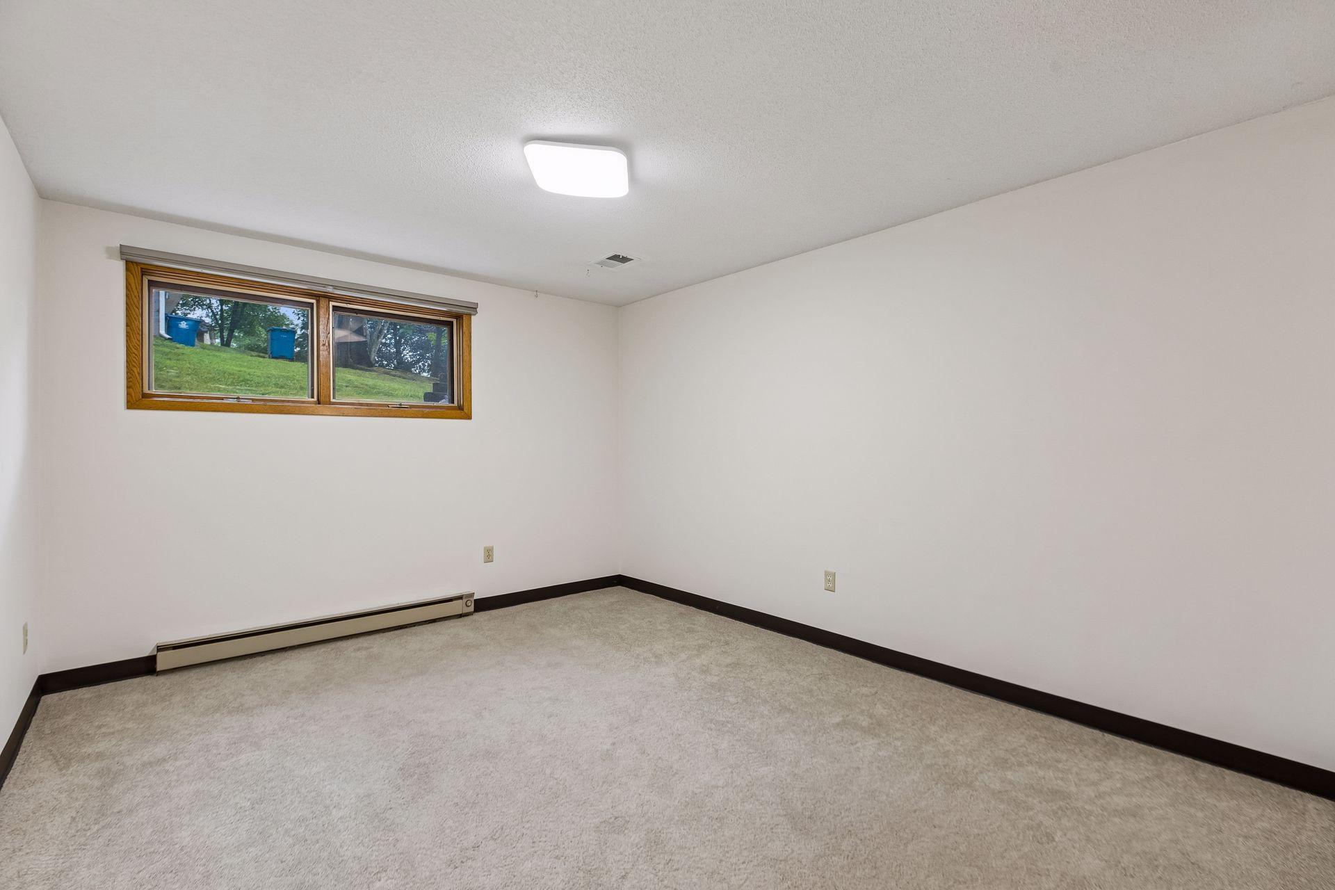 View of Residential at 401 Mission Road, Bloomington MN 55420, Bloomington (45 of 80) - Mike Wilen | Minnesota Team Real Estate