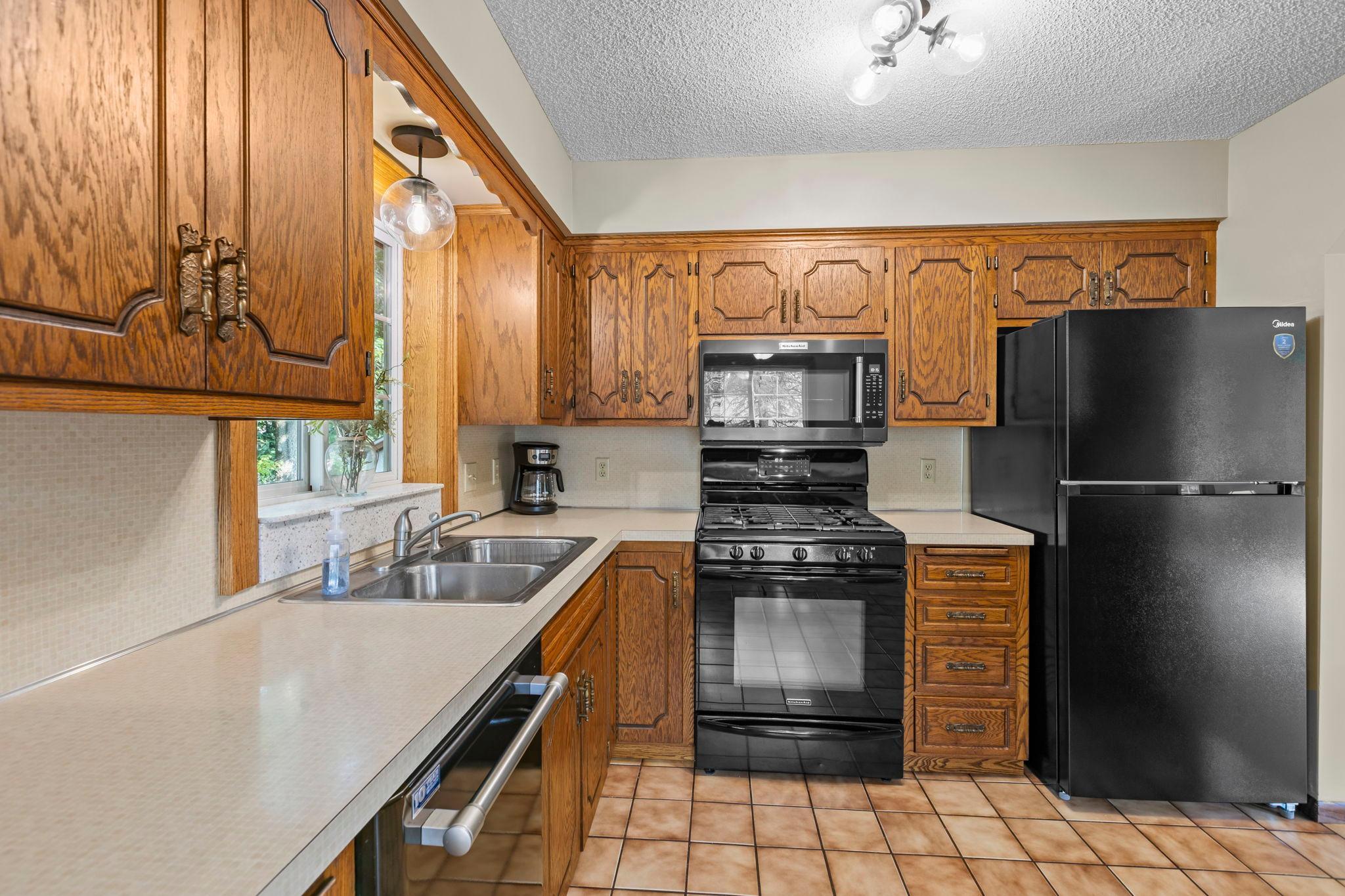 View of Residential at 13 Woodcrest Drive, Circle Pines MN 55014, Circle Pines (19 of 92) - Mike Wilen | Minnesota Team Real Estate