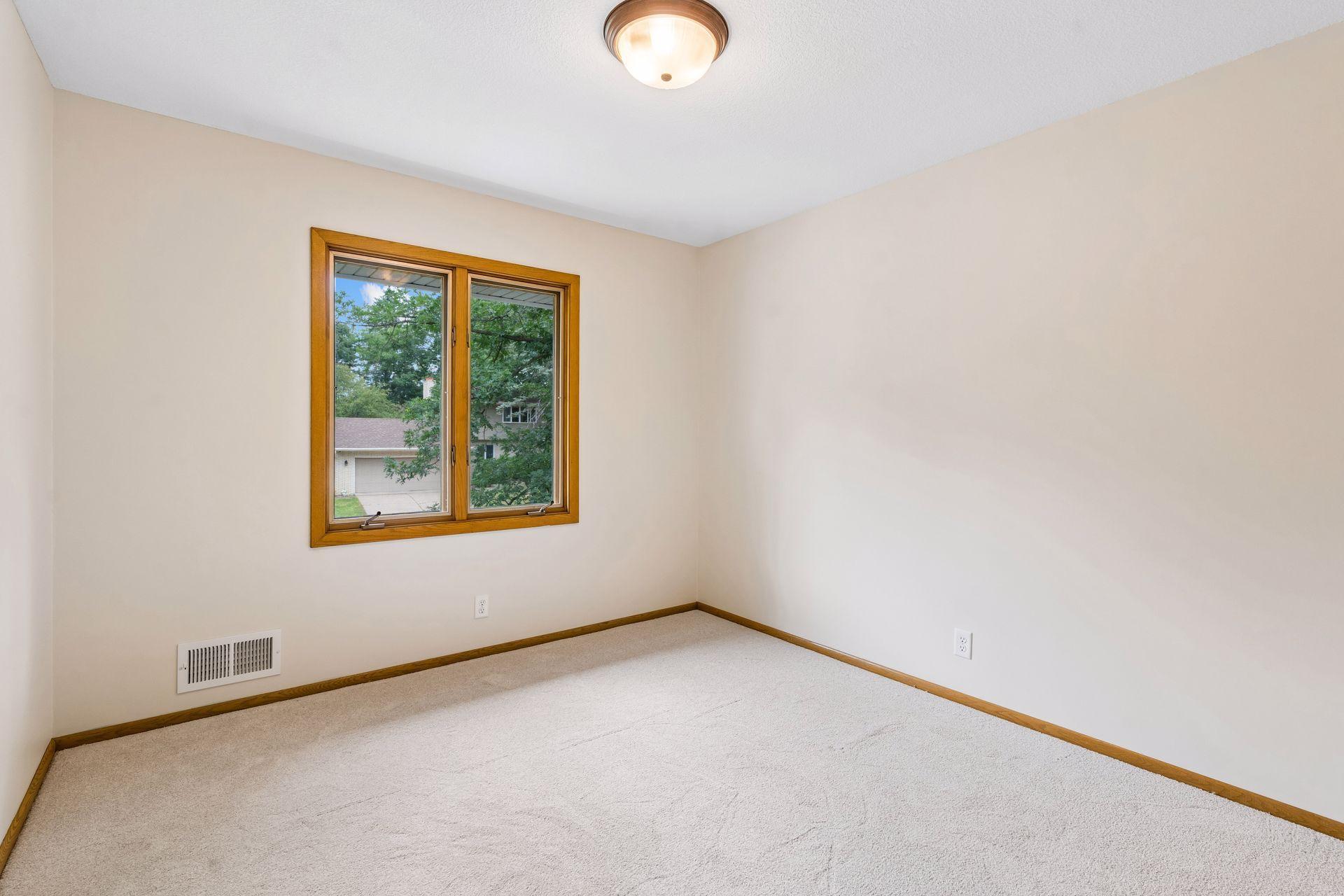 View of Residential at 1086 Carlton Drive, Shoreview MN 55126, Shoreview (41 of 64) - Mike Wilen | Minnesota Team Real Estate