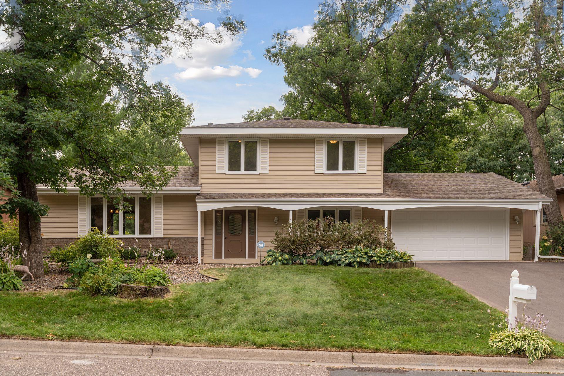 View of Residential at 1086 Carlton Drive, Shoreview MN 55126, Shoreview (7 of 64) - Mike Wilen | Minnesota Team Real Estate