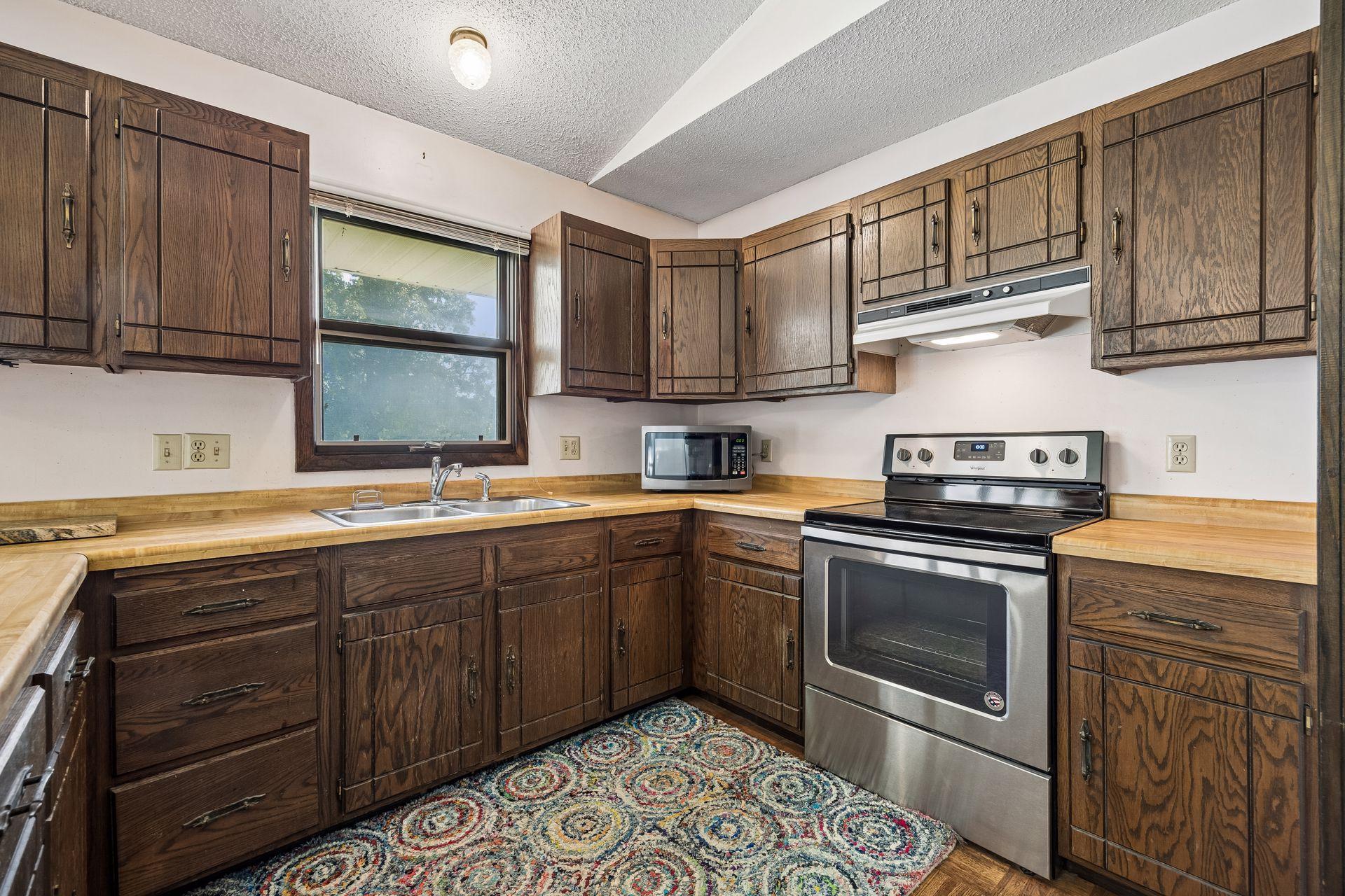 View of Residential at 6521 Kurtz Lane, Eden Prairie MN 55346, Eden Prairie (10 of 27) - Mike Wilen | Minnesota Team Real Estate