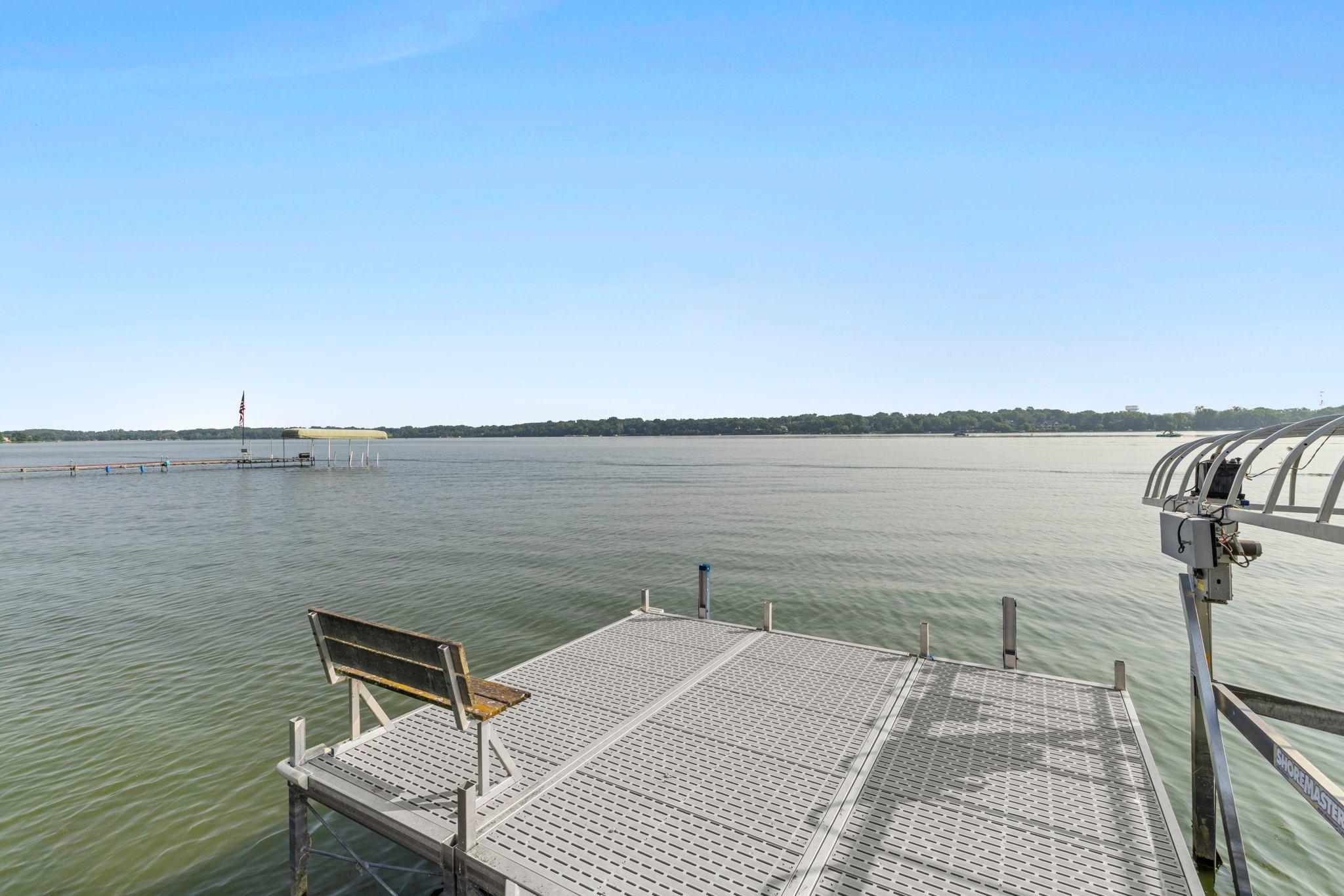View of Residential at 162 Peninsula Road, Medicine Lake MN 55441, Medicine Lake (36 of 46) - Mike Wilen | Minnesota Team Real Estate