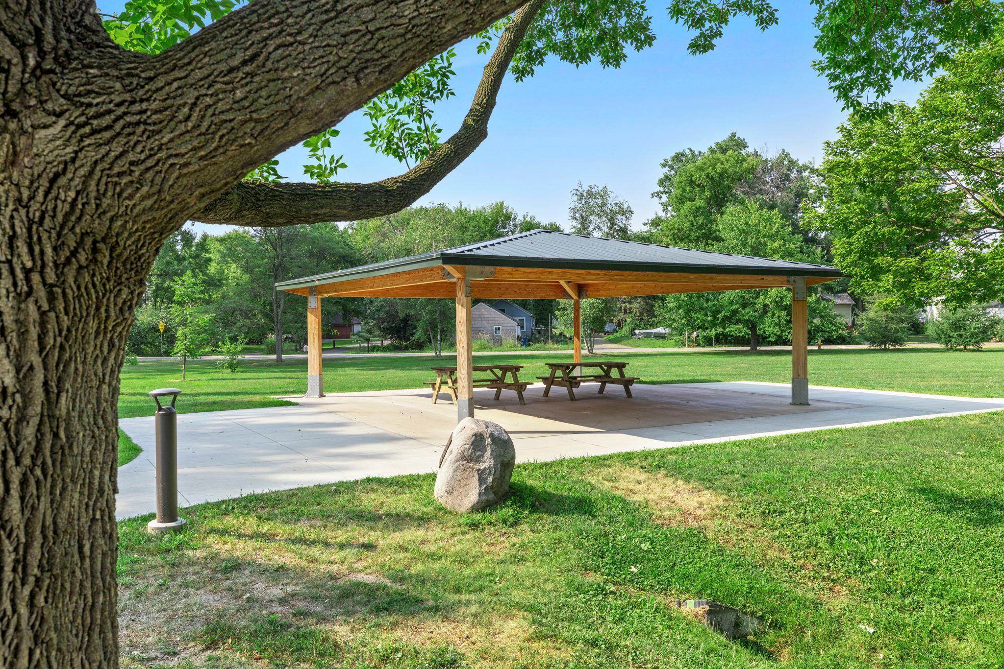 View of Residential at 162 Peninsula Road, Medicine Lake MN 55441, Medicine Lake (42 of 46) - Mike Wilen | Minnesota Team Real Estate