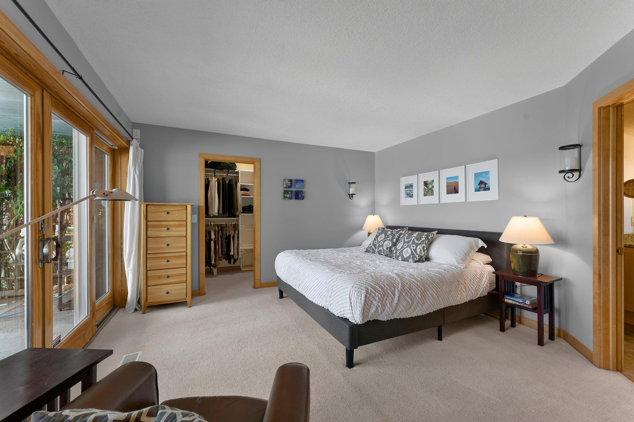 View of Residential at 162 Peninsula Road, Medicine Lake MN 55441, Medicine Lake (19 of 46) - Mike Wilen | Minnesota Team Real Estate