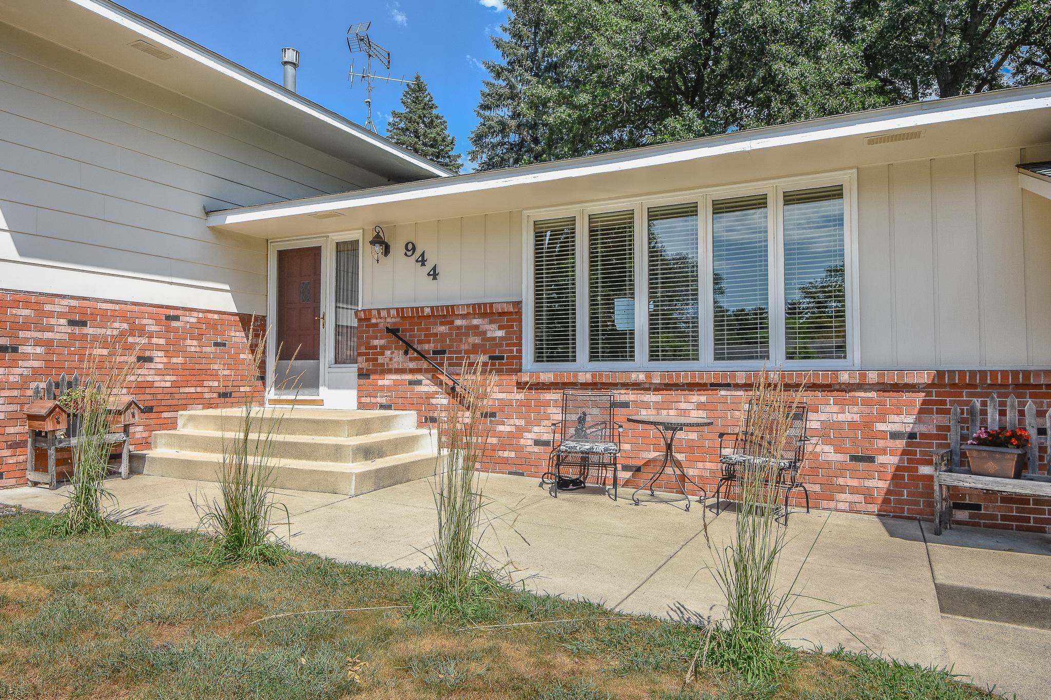 View of Residential at 944 Longview Drive, Saint Cloud MN 56304, Saint Cloud (2 of 44) - Mike Wilen | Minnesota Team Real Estate