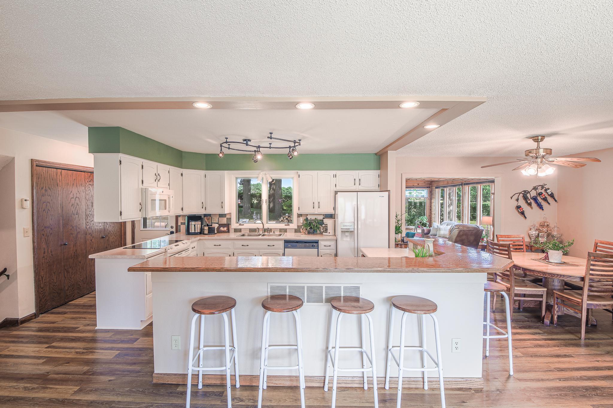 View of Residential at 944 Longview Drive, Saint Cloud MN 56304, Saint Cloud (4 of 44) - Mike Wilen | Minnesota Team Real Estate