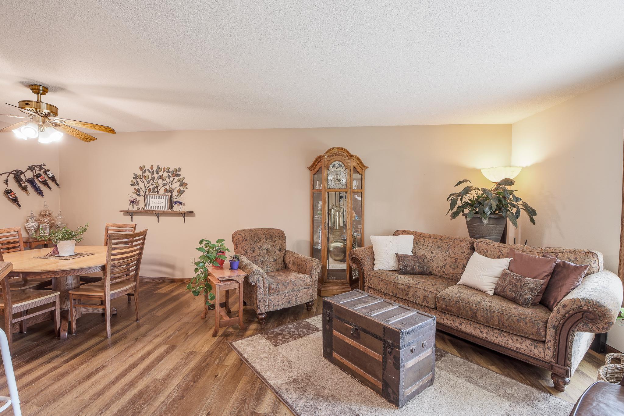View of Residential at 944 Longview Drive, Saint Cloud MN 56304, Saint Cloud (10 of 44) - Mike Wilen | Minnesota Team Real Estate